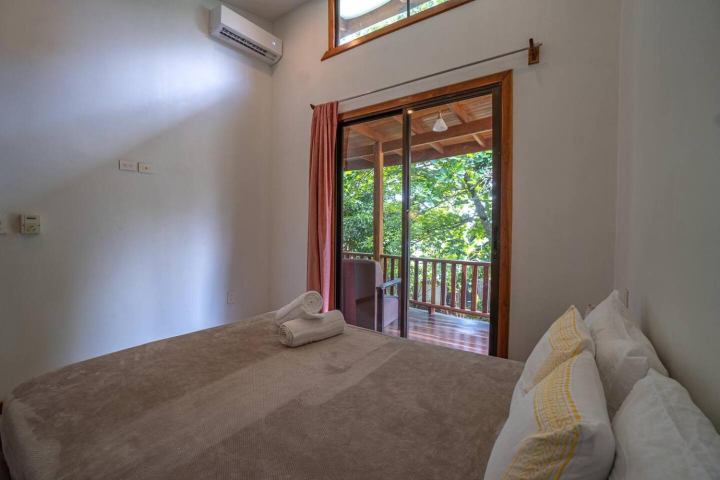 Surfside Apartments - Mal Pais