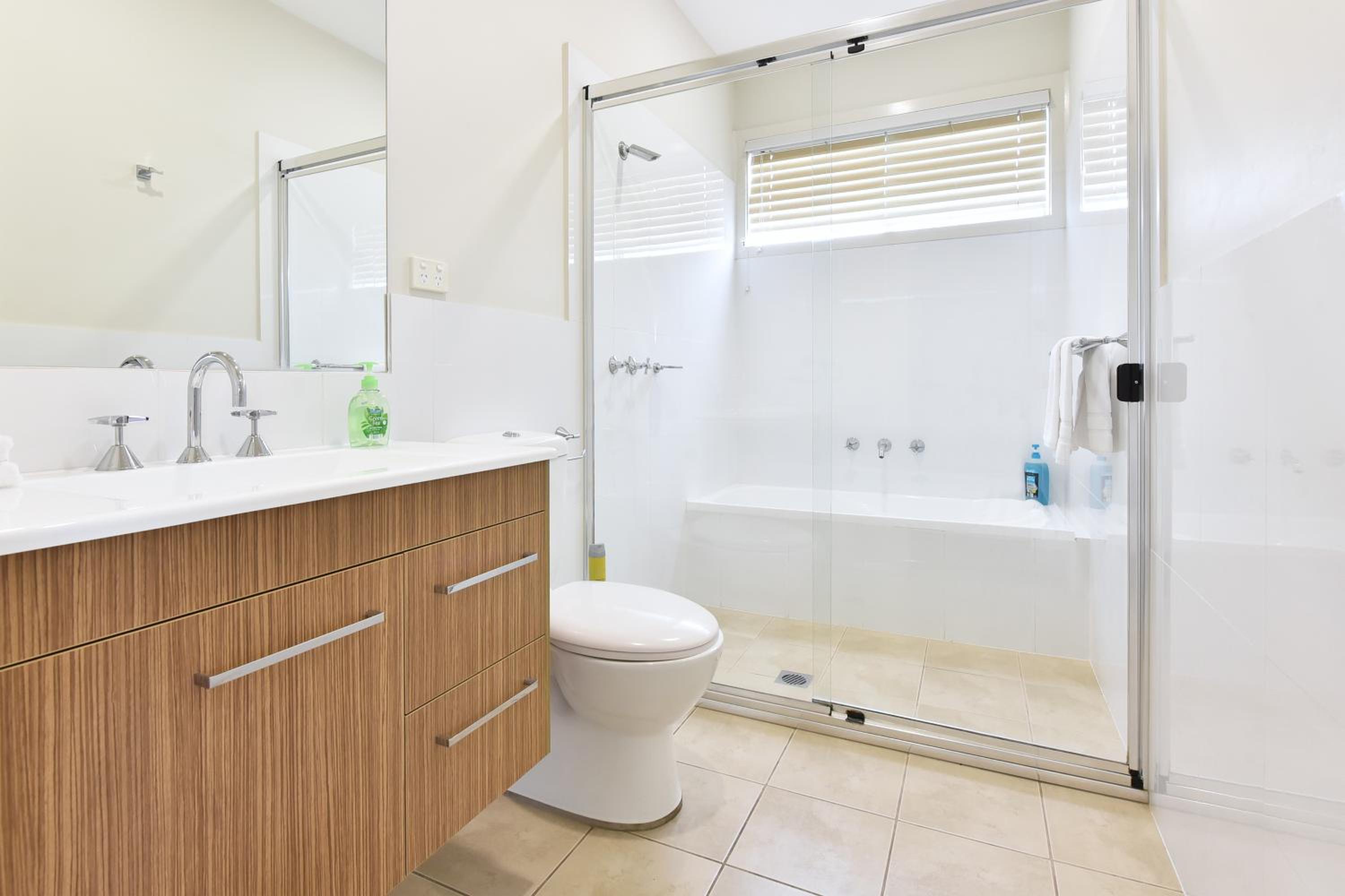 Caves Beach Villa Bombora