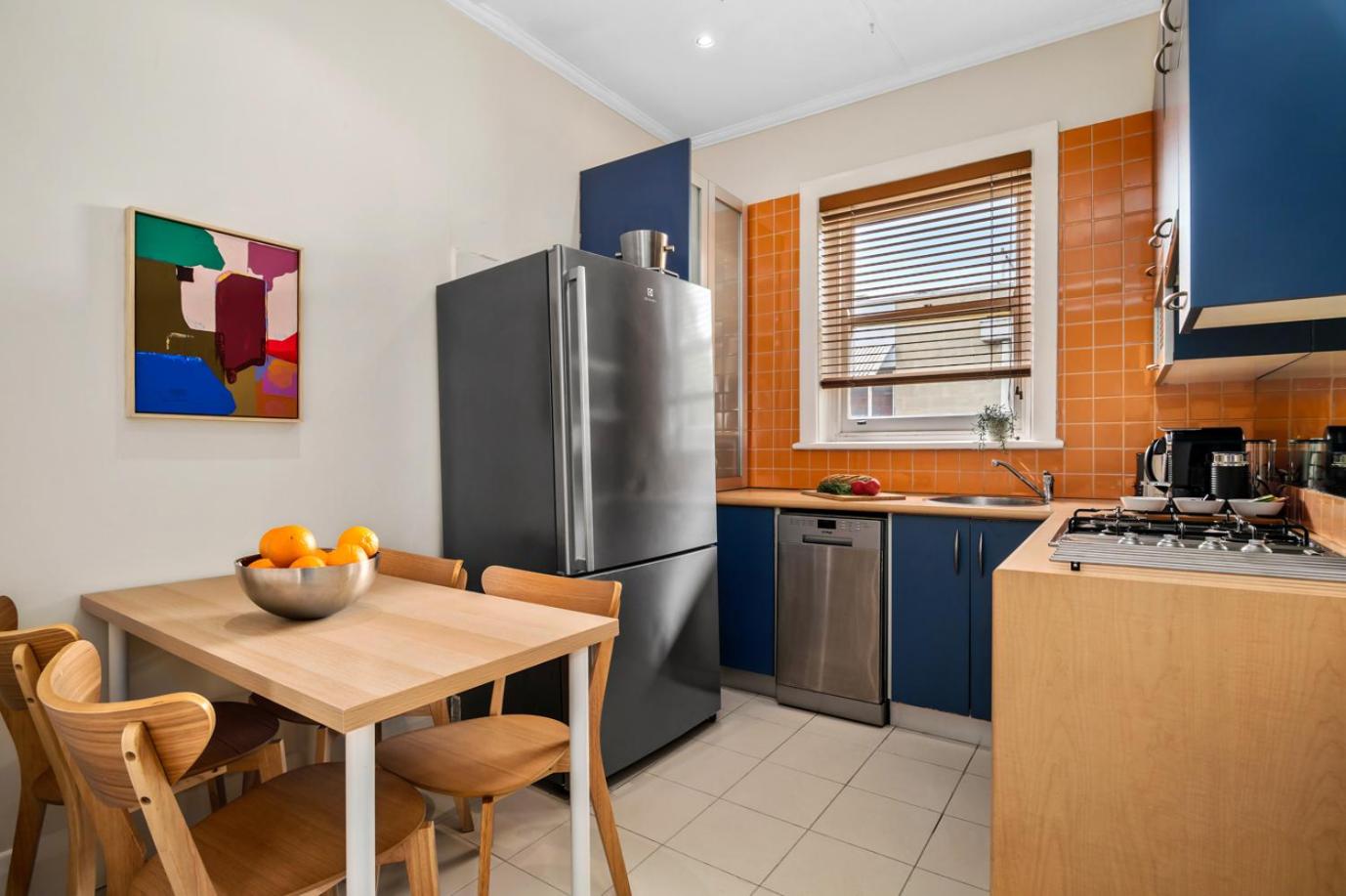 Albert Park Art Deco Gem Sleeps 5 Bevan 4