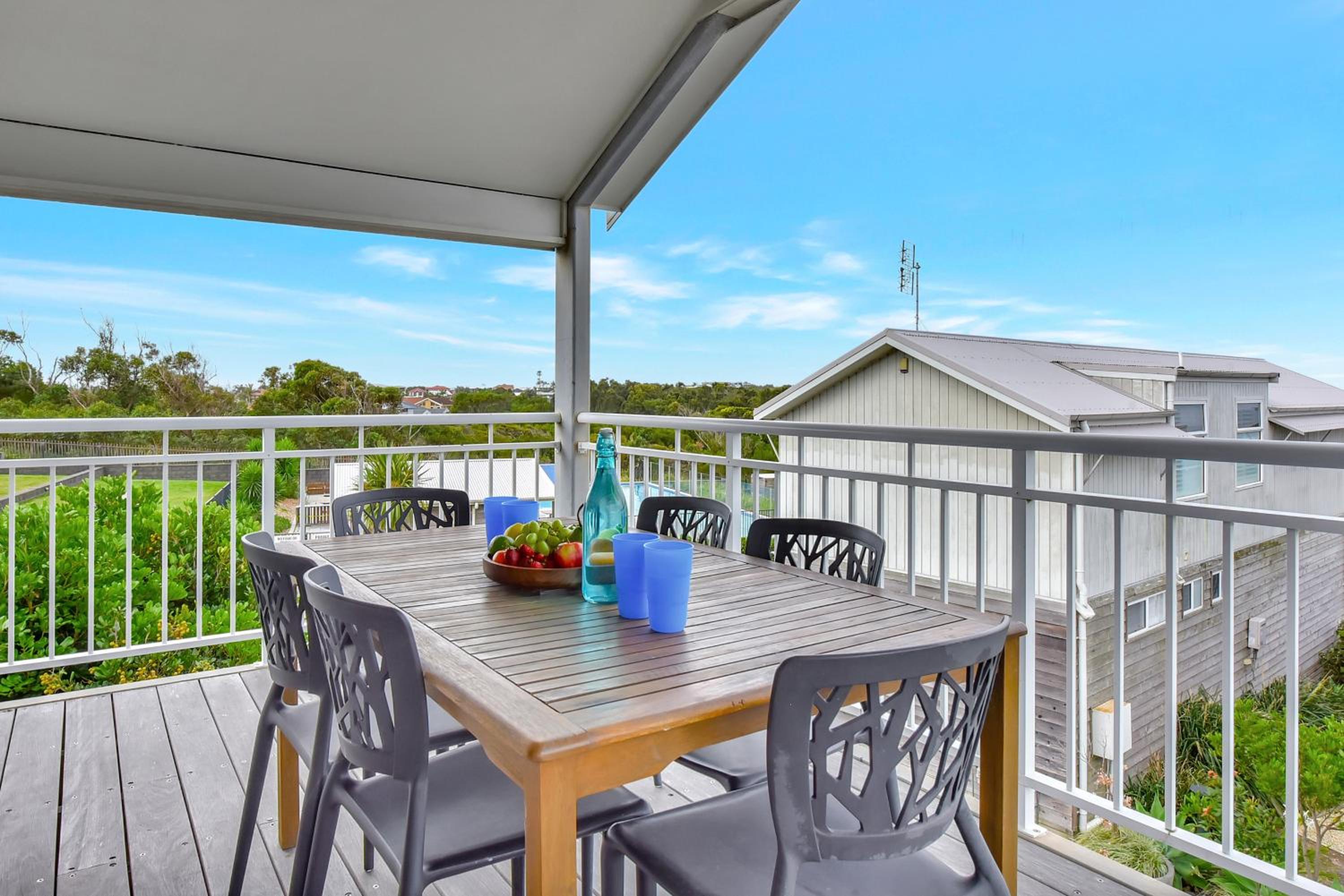 Caves Beach Villa Bombora