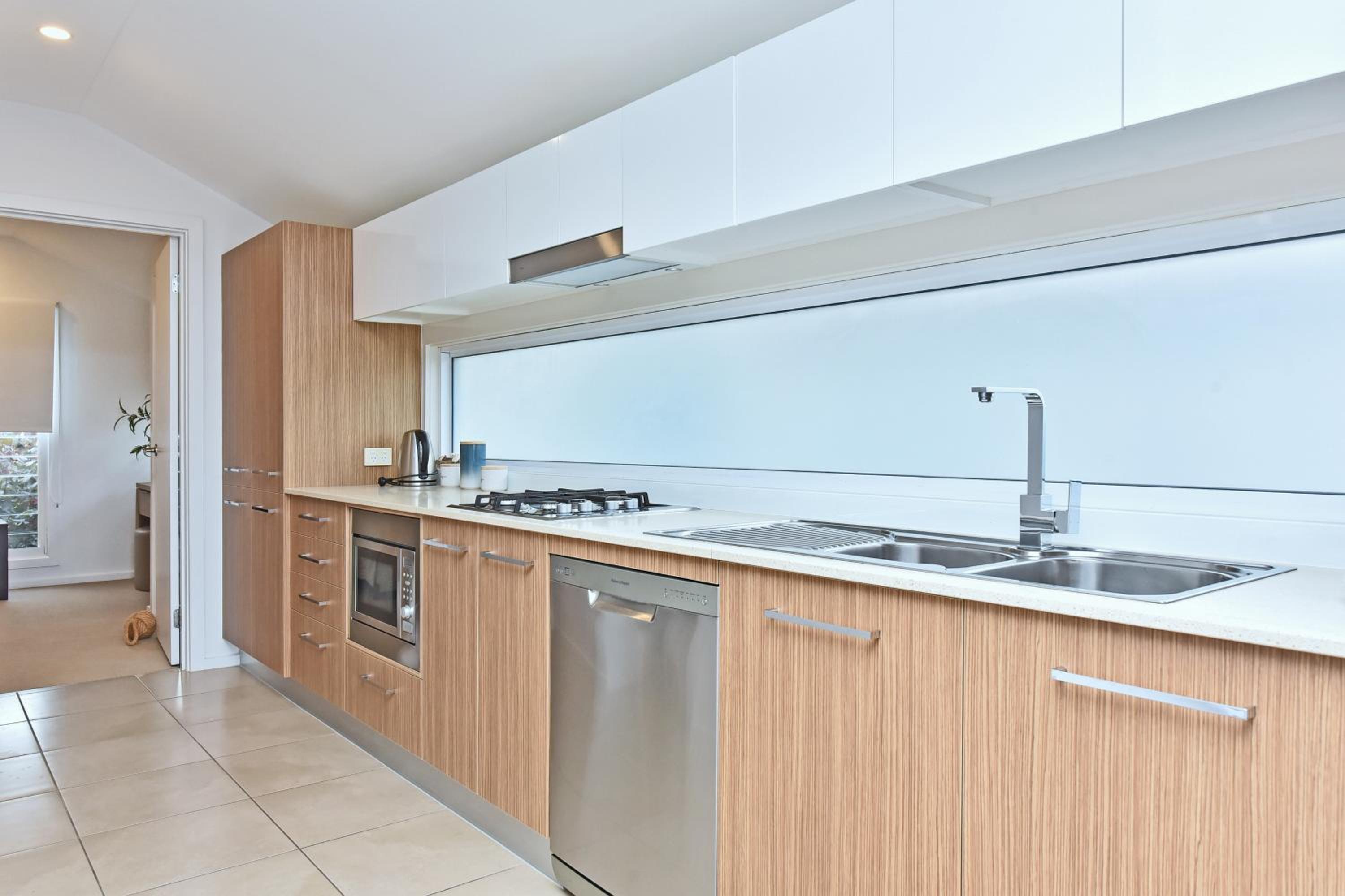 Caves Beach Villa Bombora