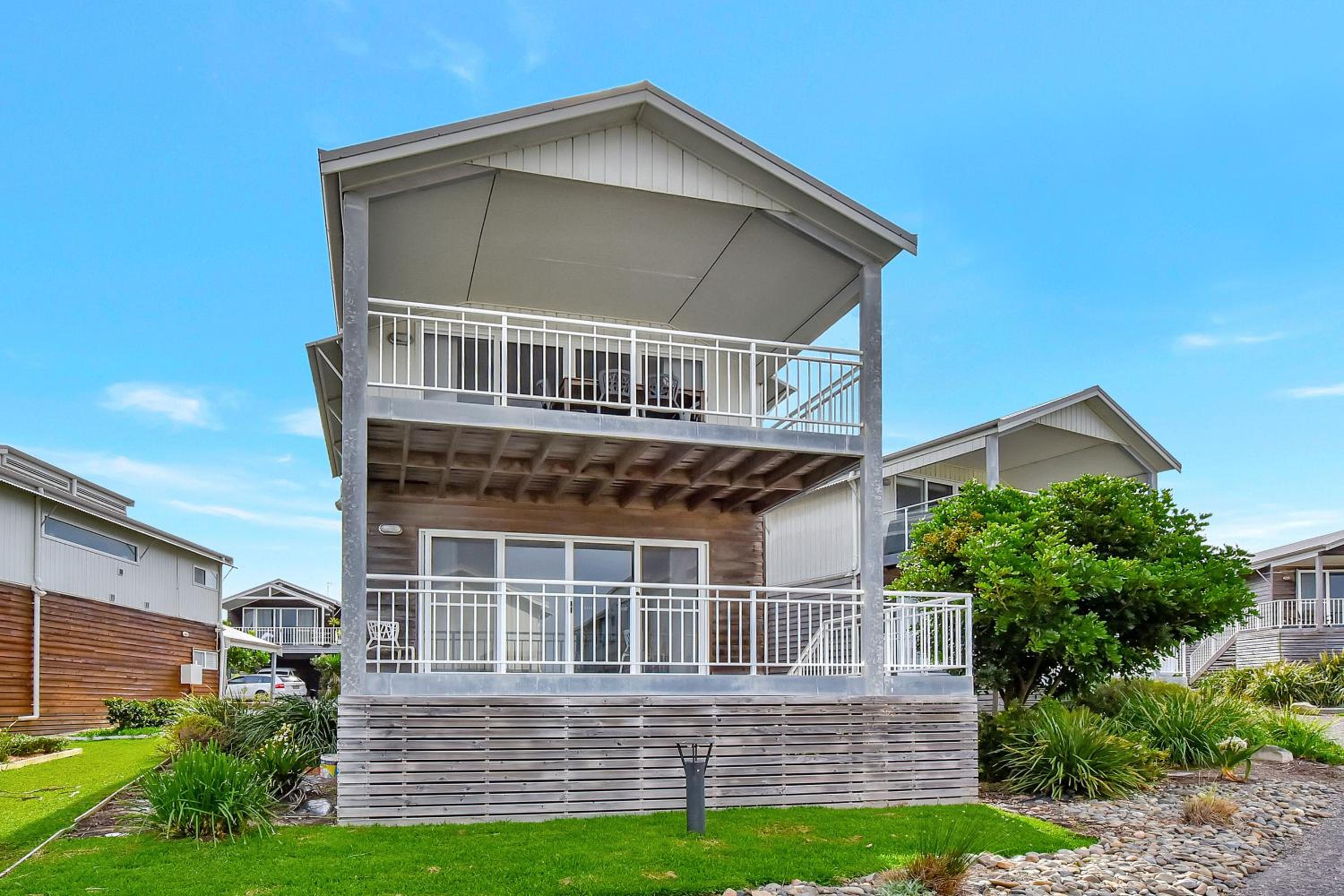 Caves Beach Villa Bombora