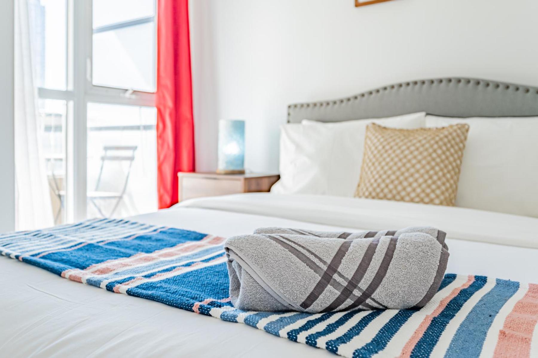 Dan Leckie Apartments