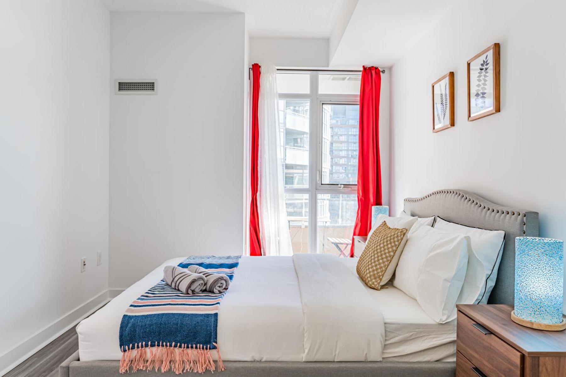 Dan Leckie Apartments