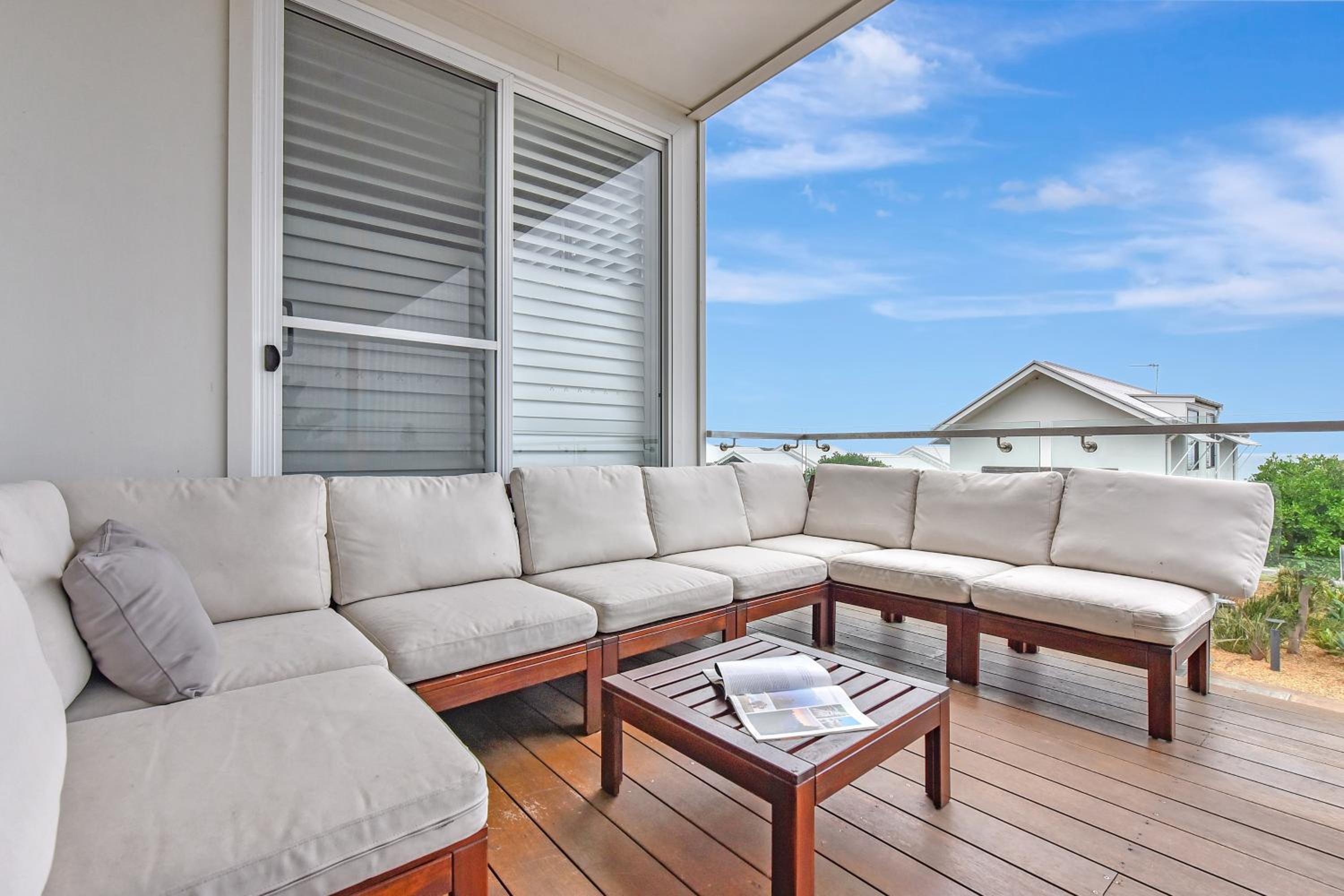 Caves Beach Villa Bombora