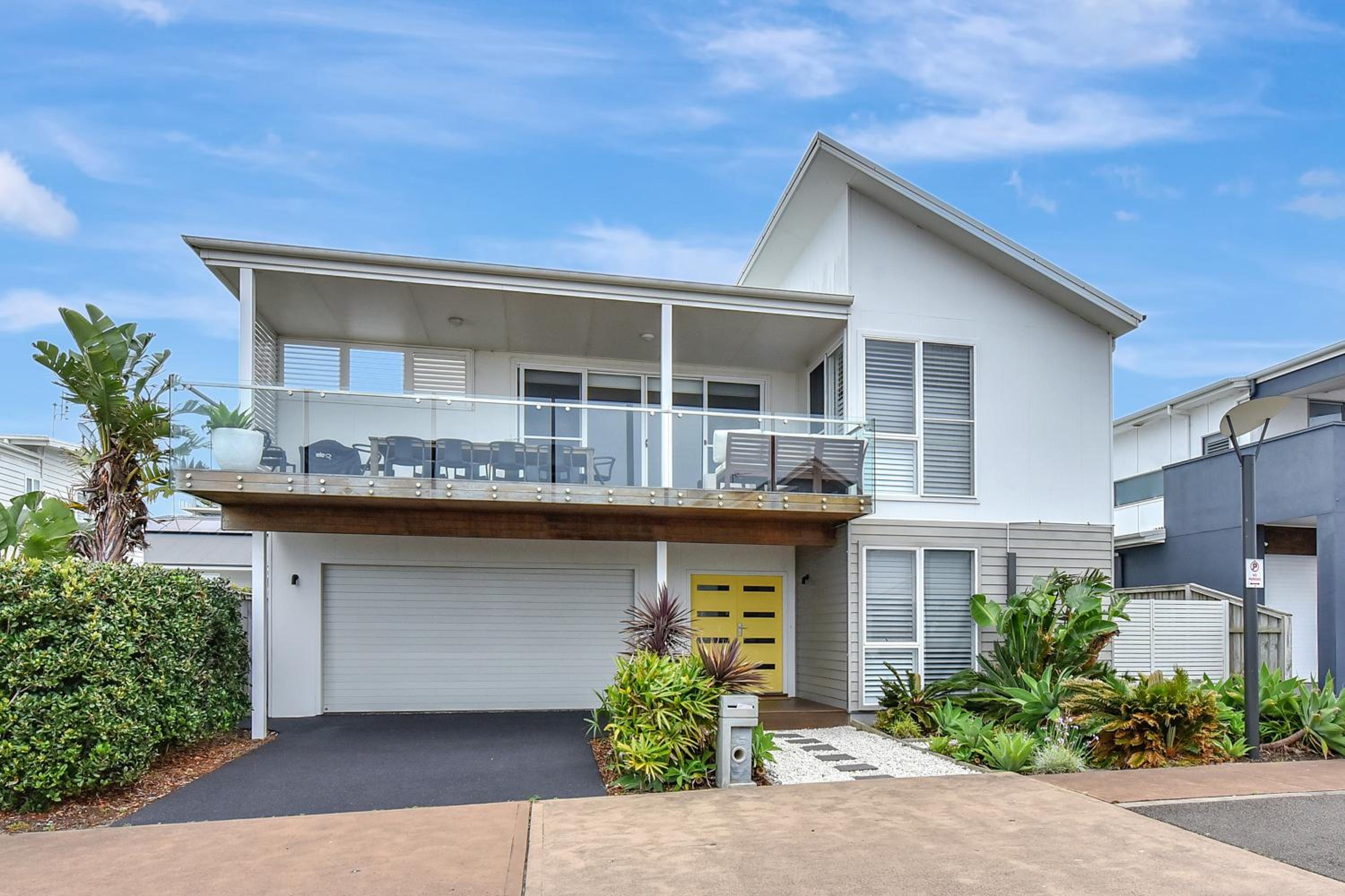 Caves Beach Villa Bombora
