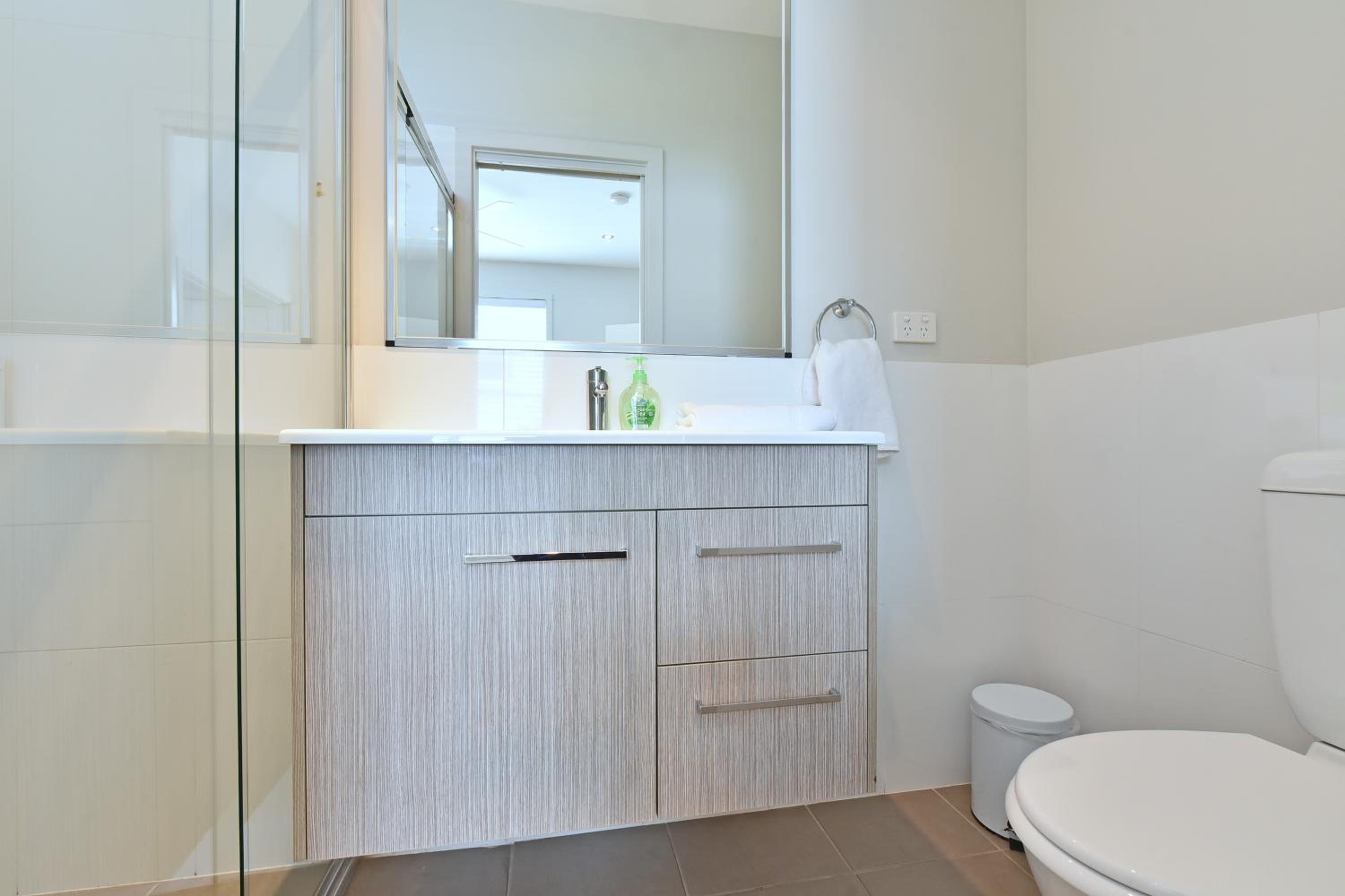 Caves Beach Villa Bombora