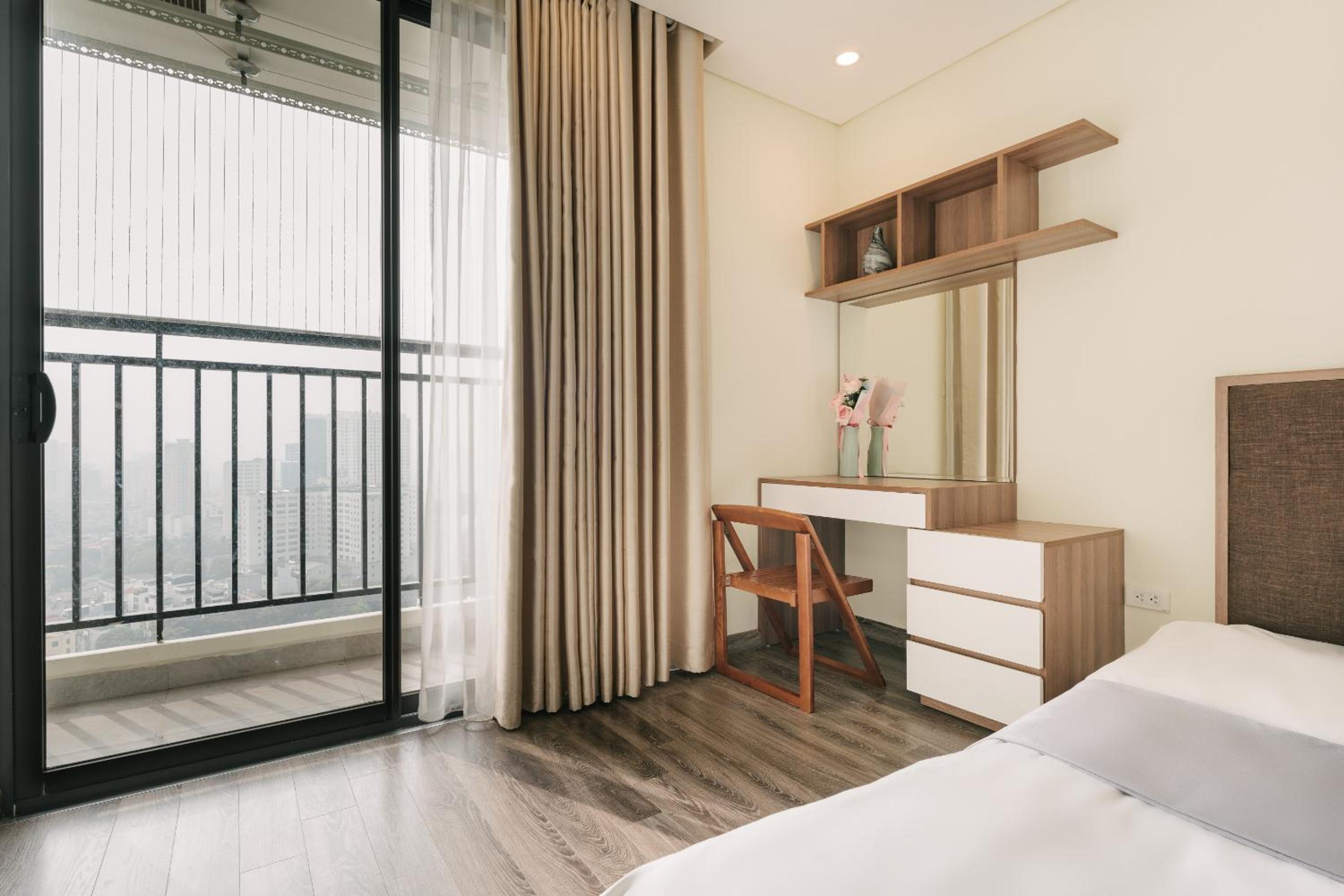 H-Vista Suites - Hongkong Tower