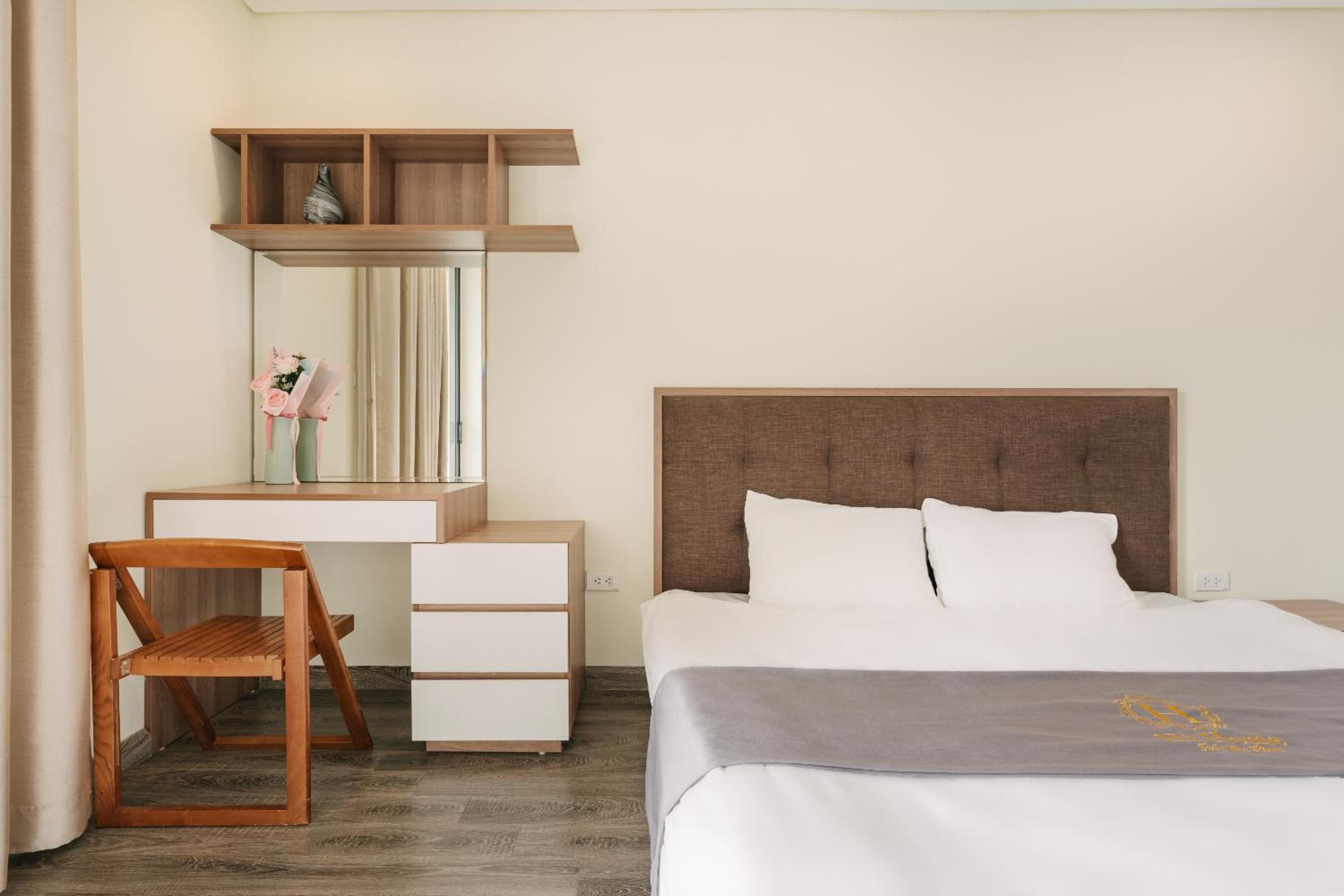 H-Vista Suites - Hongkong Tower
