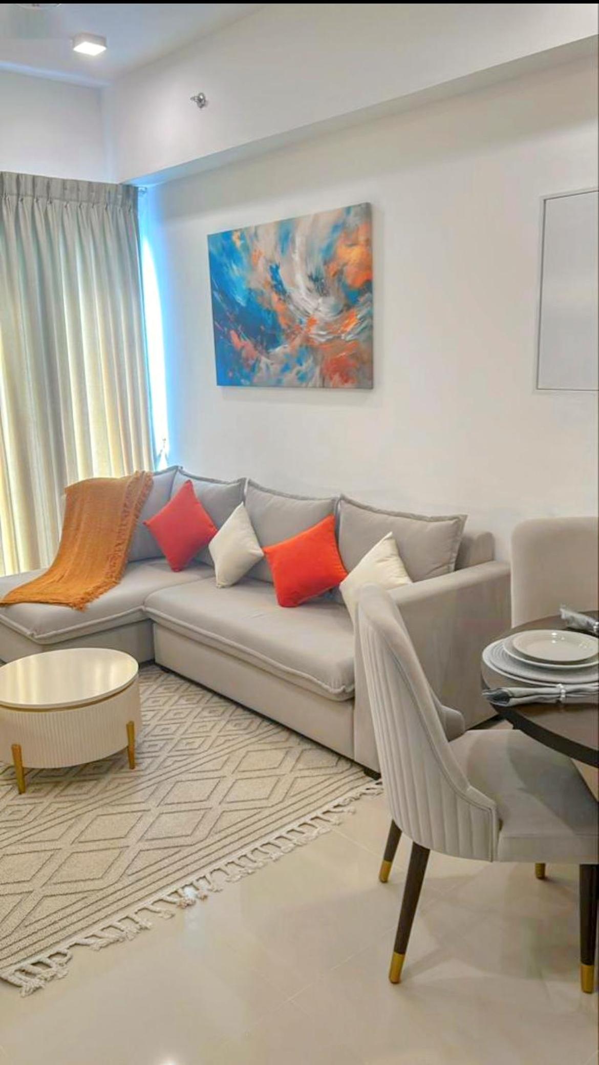 Colombo, Trizen Luxury Apartments, Sri Lanka view 3