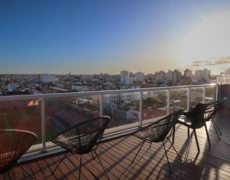 Studio Xavante 615A - com garagem, portaria 24h e uma vista linda!