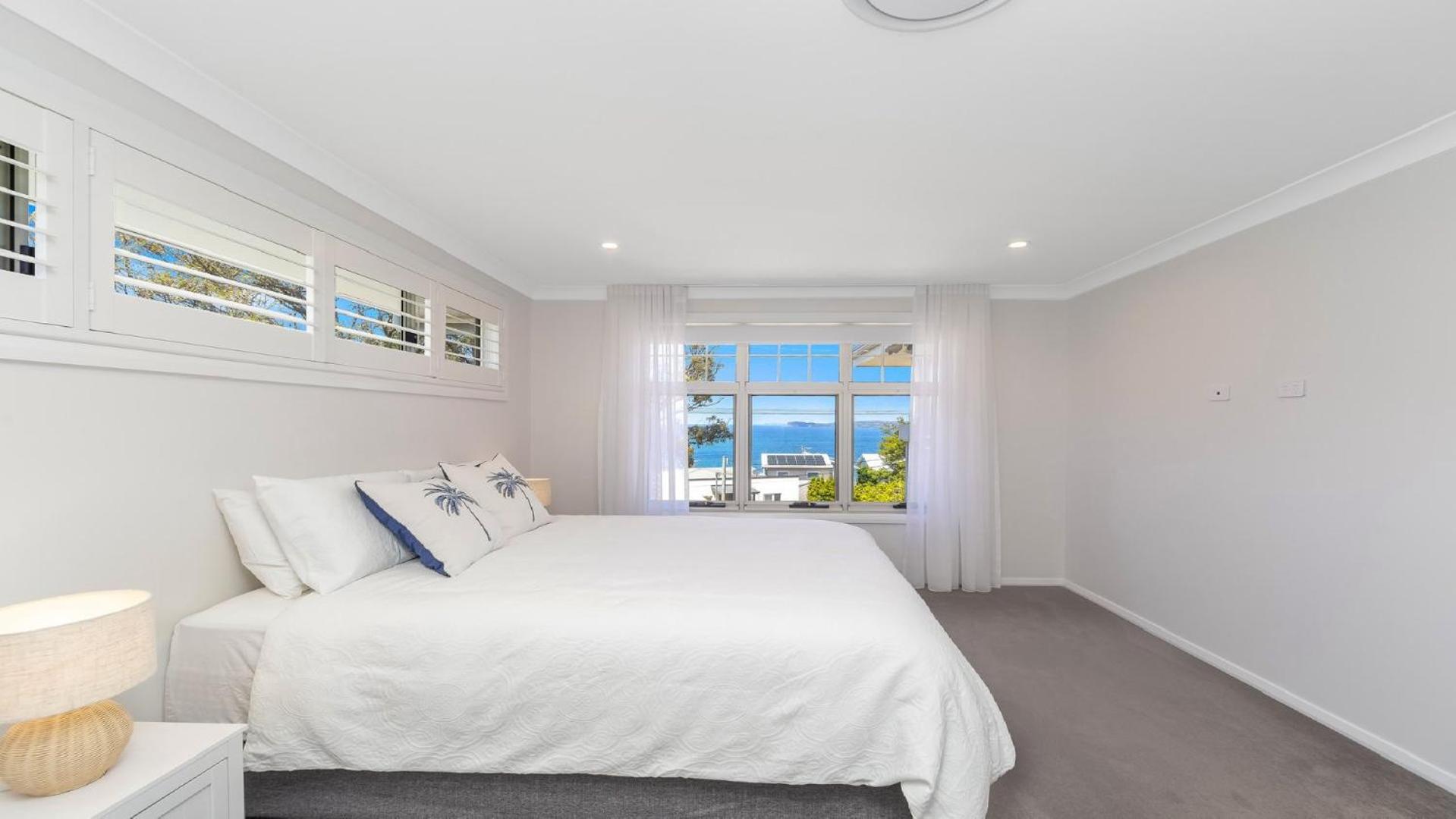 'Coastal Ambience' by HolidayCo