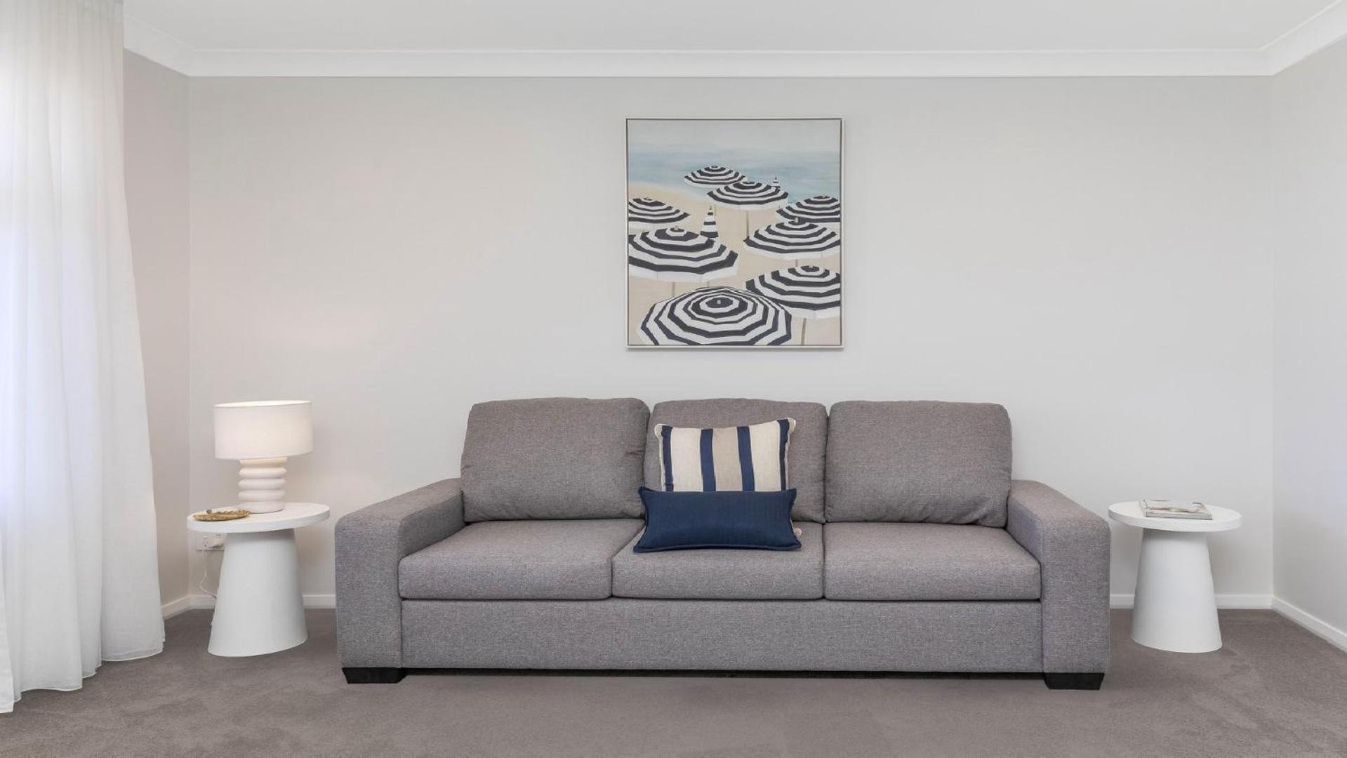 'Coastal Ambience' by HolidayCo