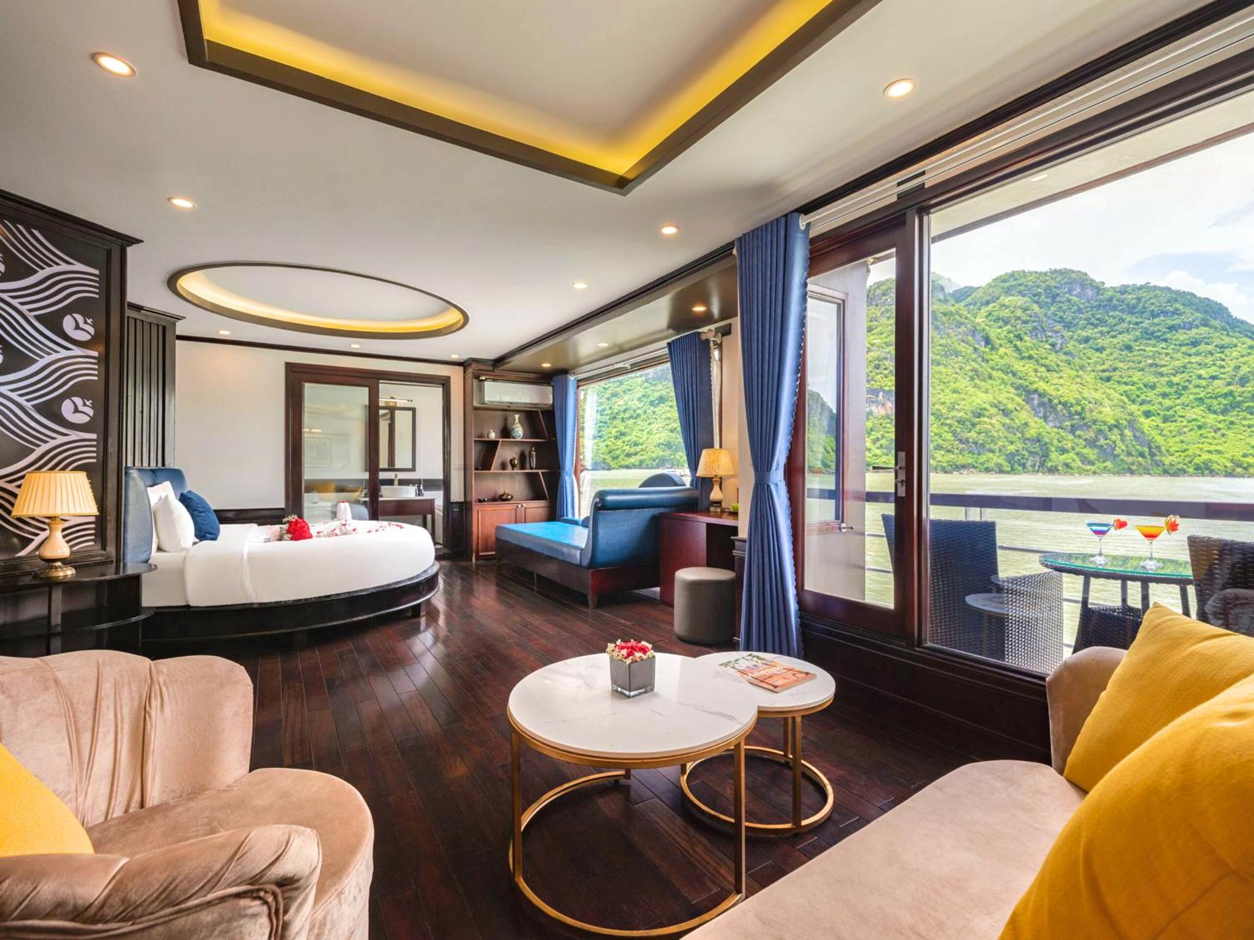 Le Journey Elegance Cruise Lan Ha Bay view 5