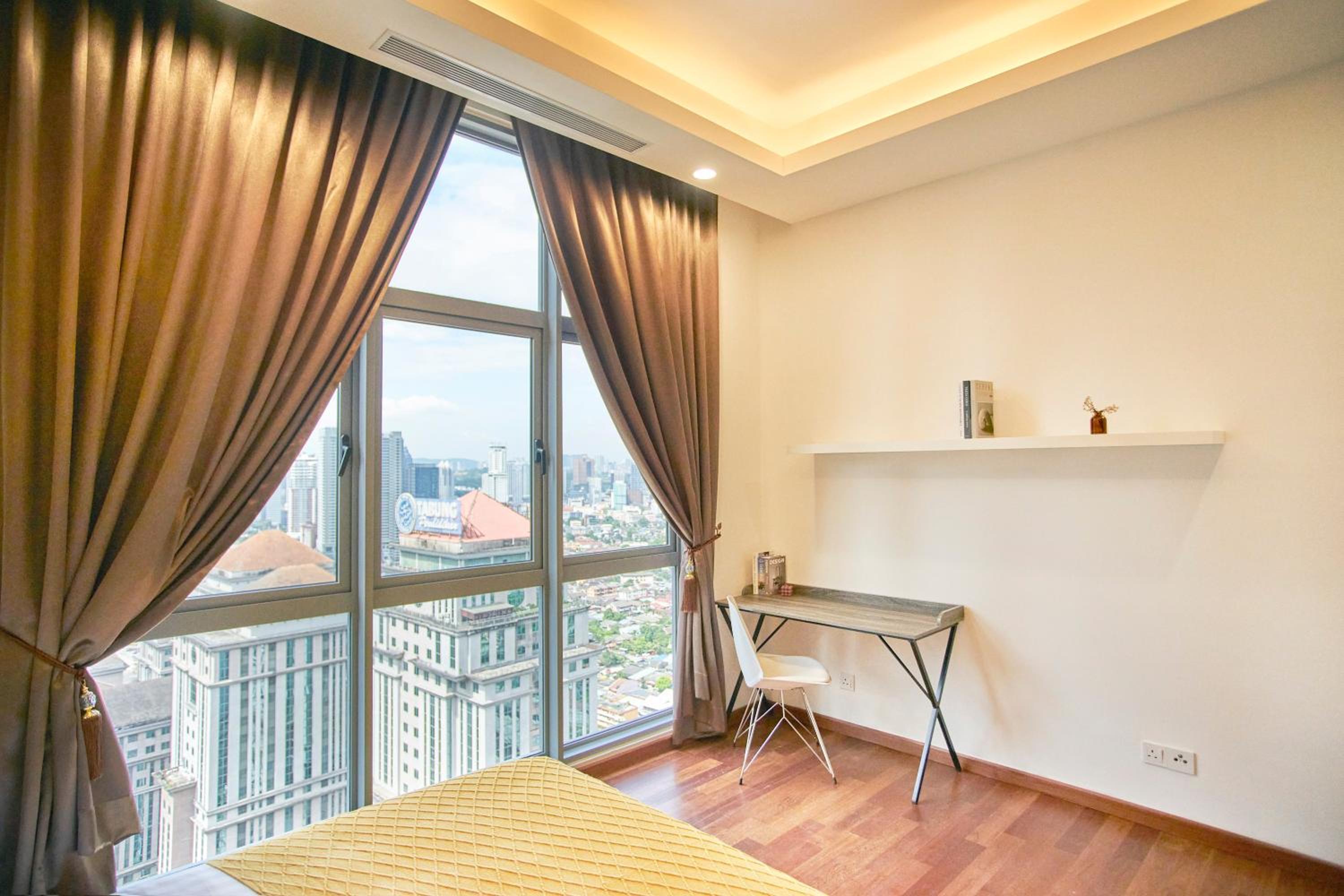 Royce Residence KLCC, Kuala Lumpur City Center, COBNB