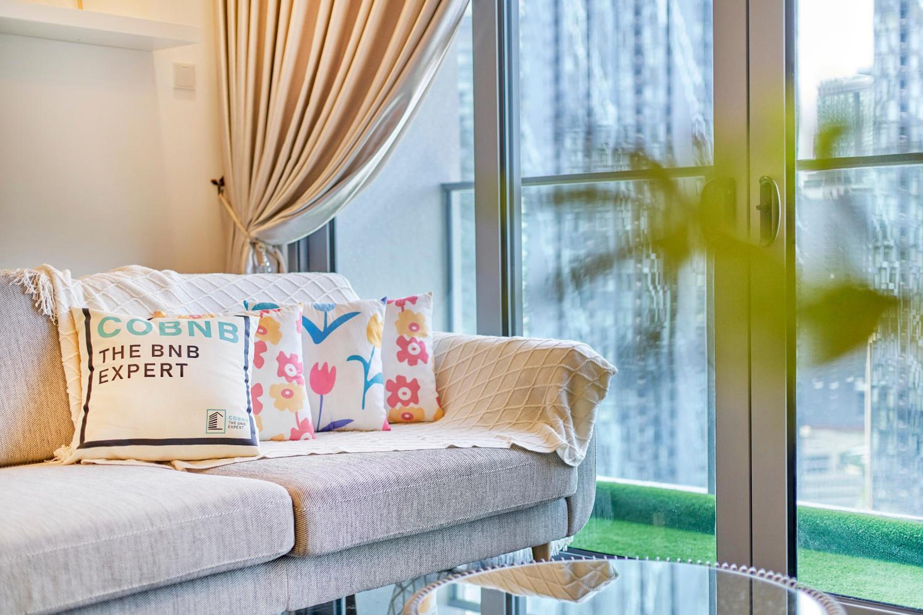 Royce Residence KLCC, Kuala Lumpur City Center, COBNB