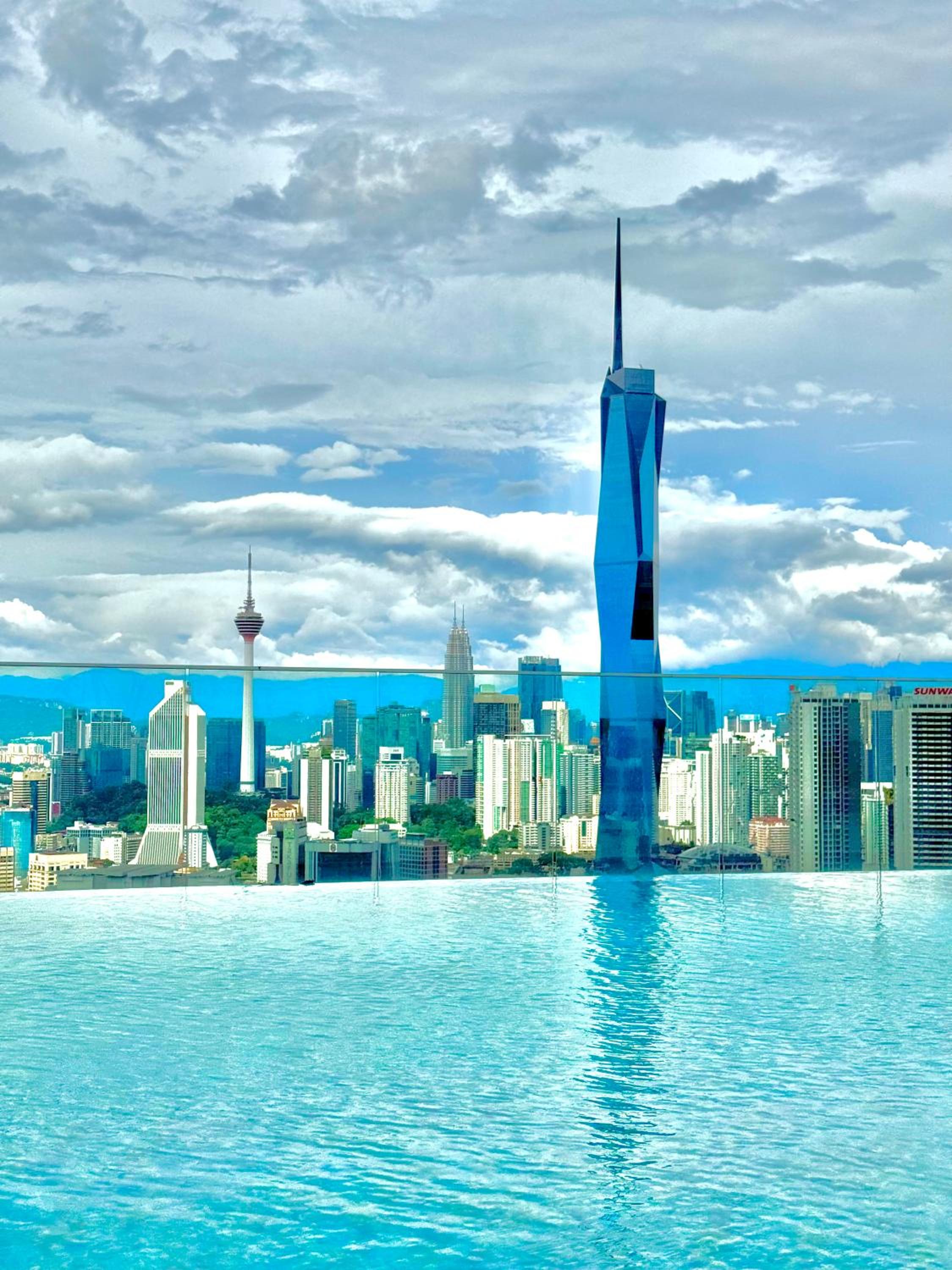 Riveria City near KL Sentral with 118 view Sky Infinity Pool by COBNB