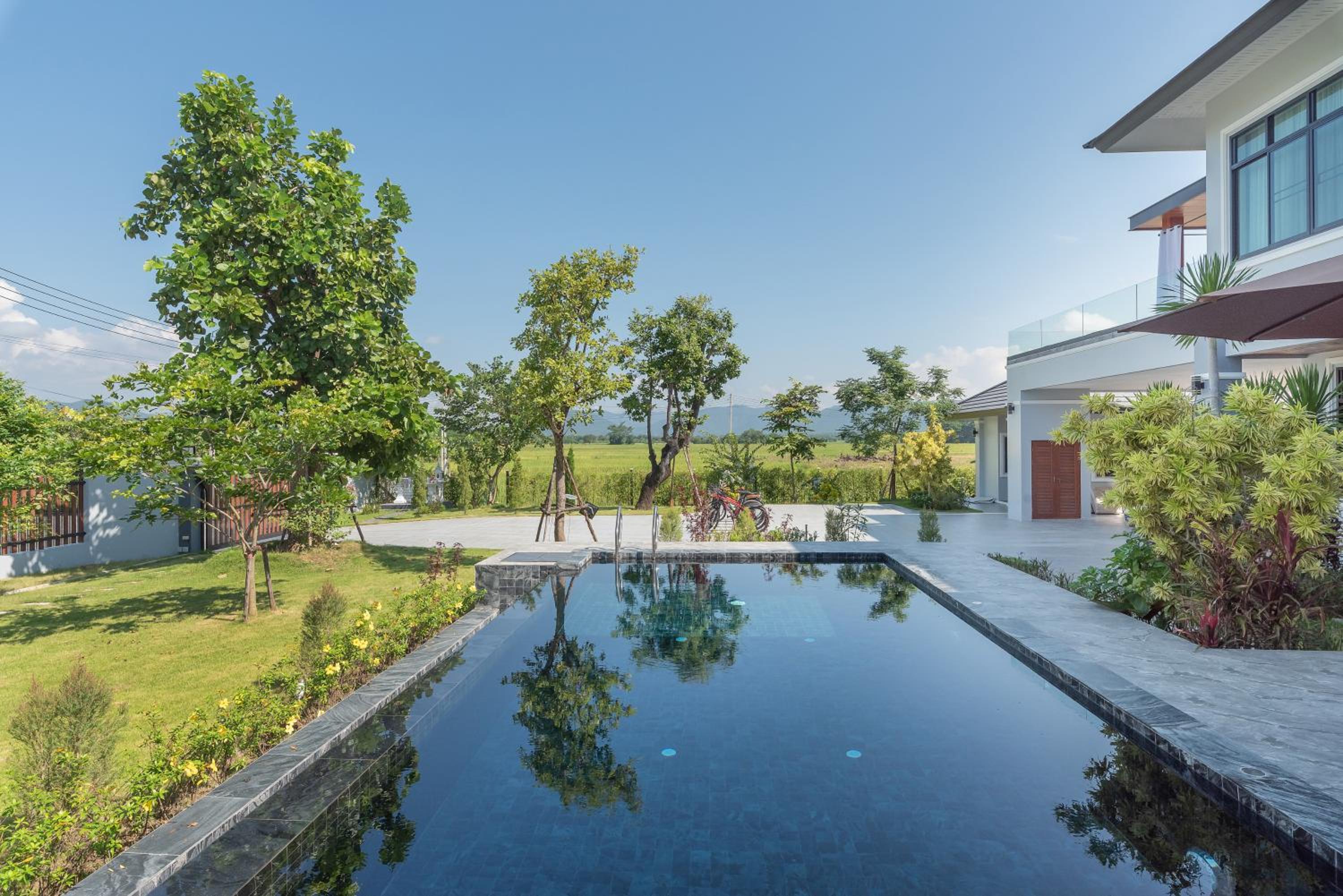 The garden pool villa resort at Doi Saket