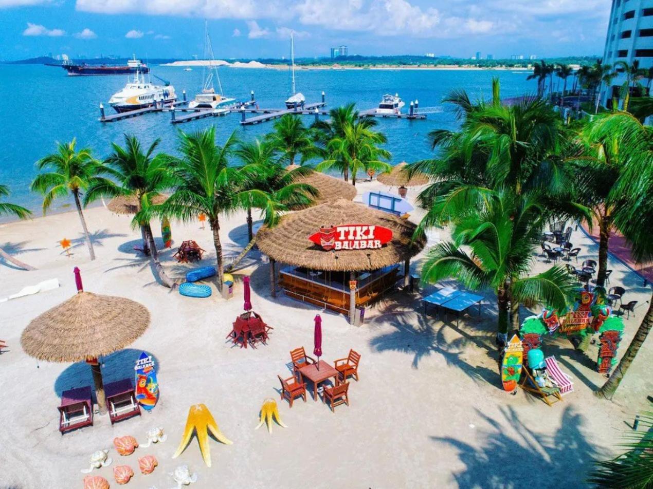 SeaView Danga Bay Gateway Relax with Fee Parking for 8-10 Guest