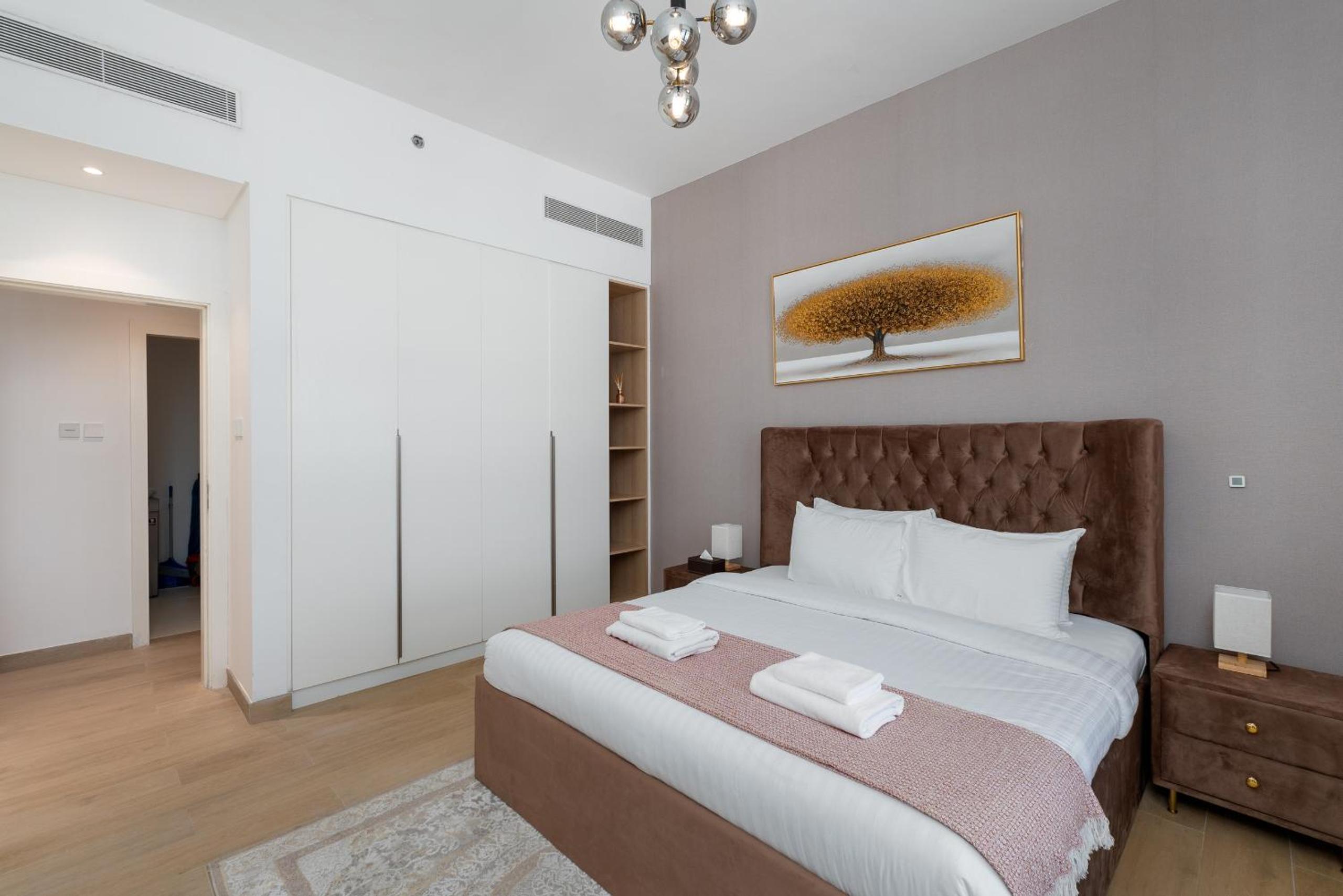 La Cote, Port de La Mer, Jumeirah 1 - Mint Stay