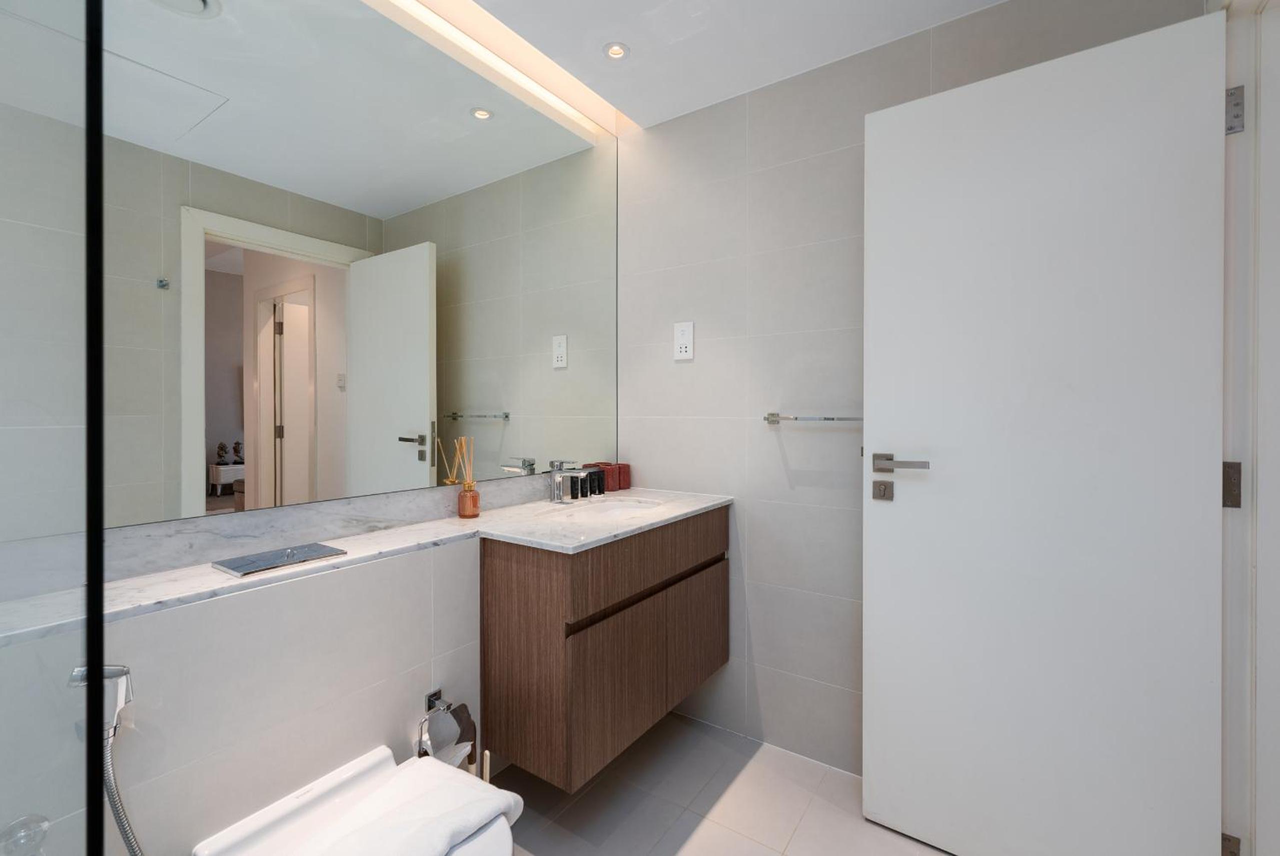 La Cote, Port de La Mer, Jumeirah 1 - Mint Stay