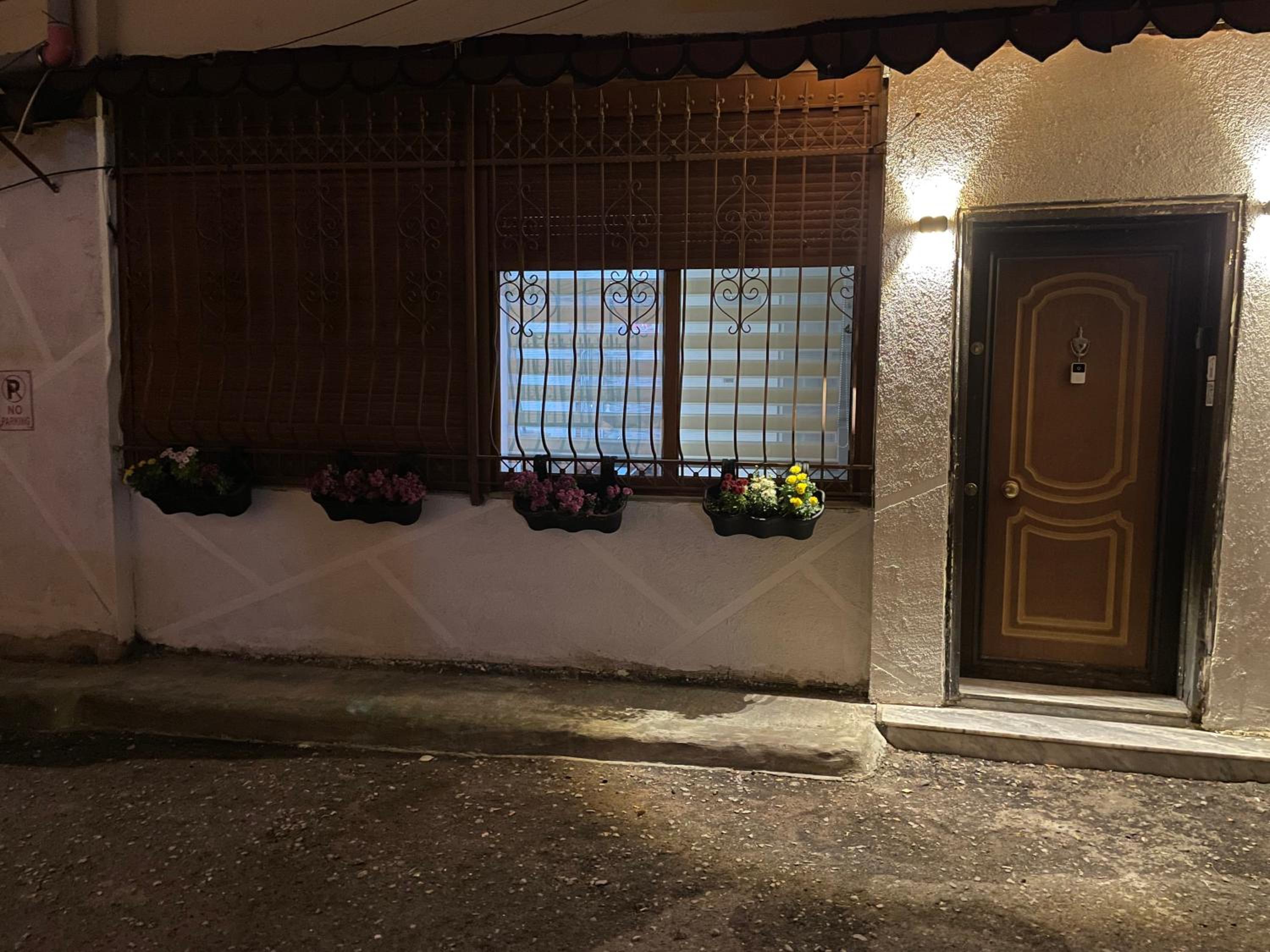 Juliette apt with private garden