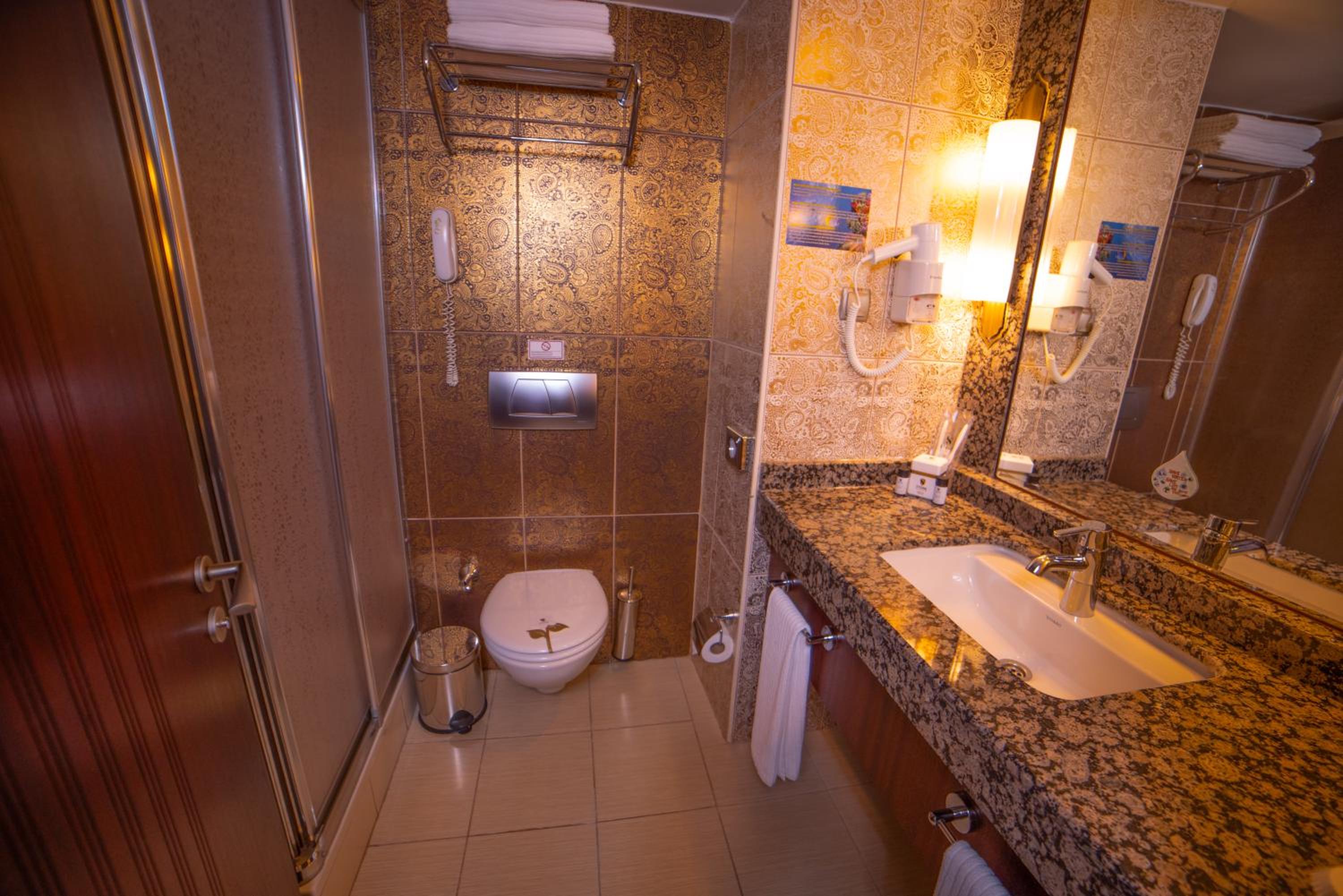 Royal Dragon Hotel