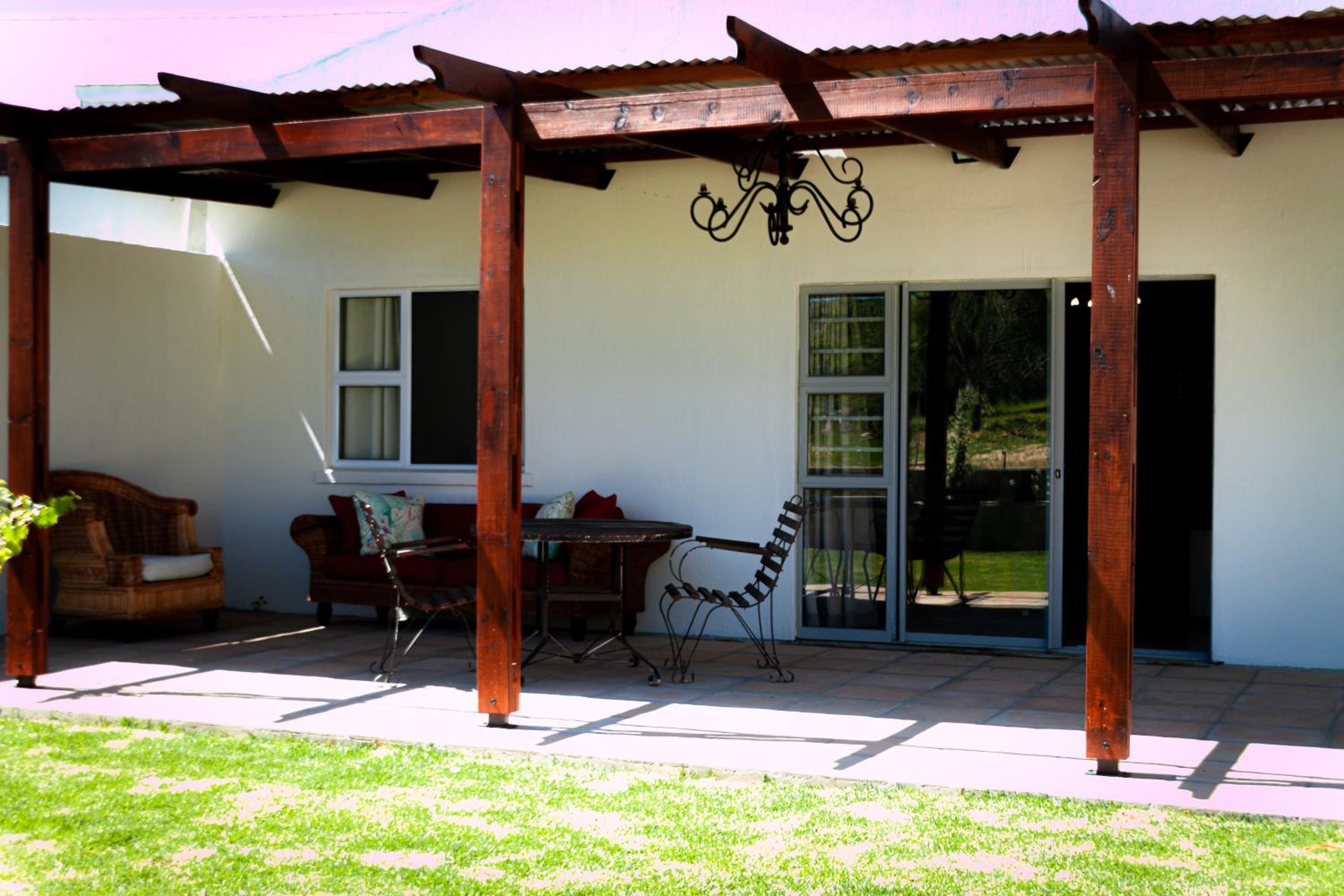 Rooikraal Hamlet Village Cottage view 3