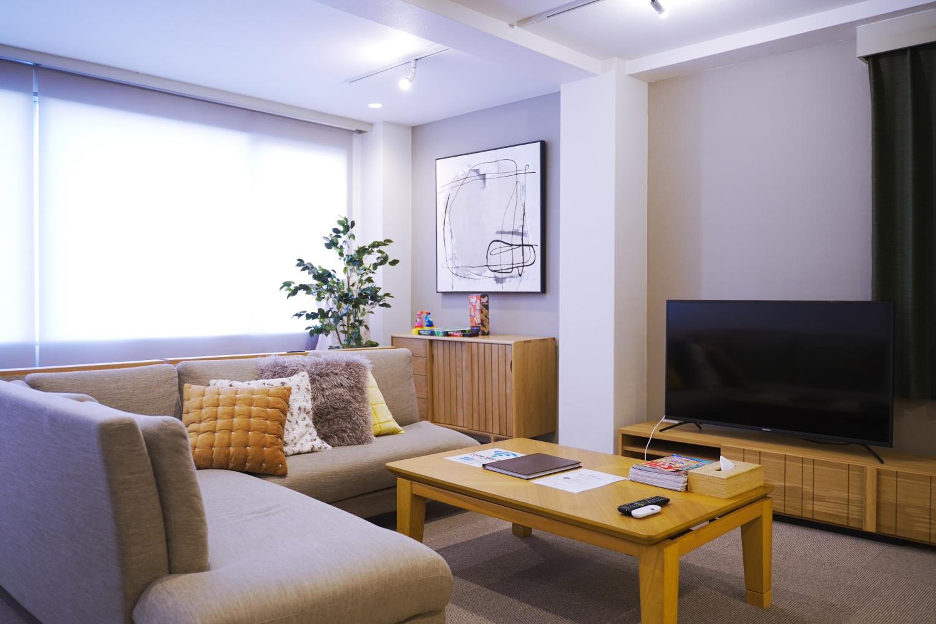 INOVE VILLA OSAKA -118 sqm , 2 Bedrooms , 7 Double Beds , Max 14 ppl- Great Access to USJ & Namba