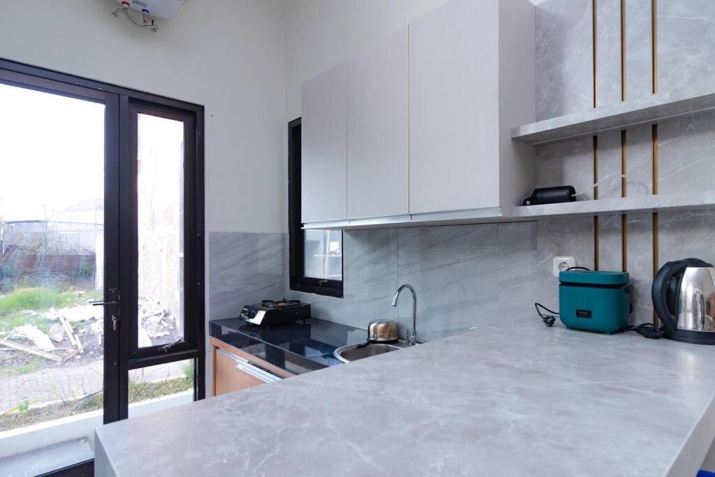 Villa Syariah Zamora B7 with Private Pool and Karaoke view 5