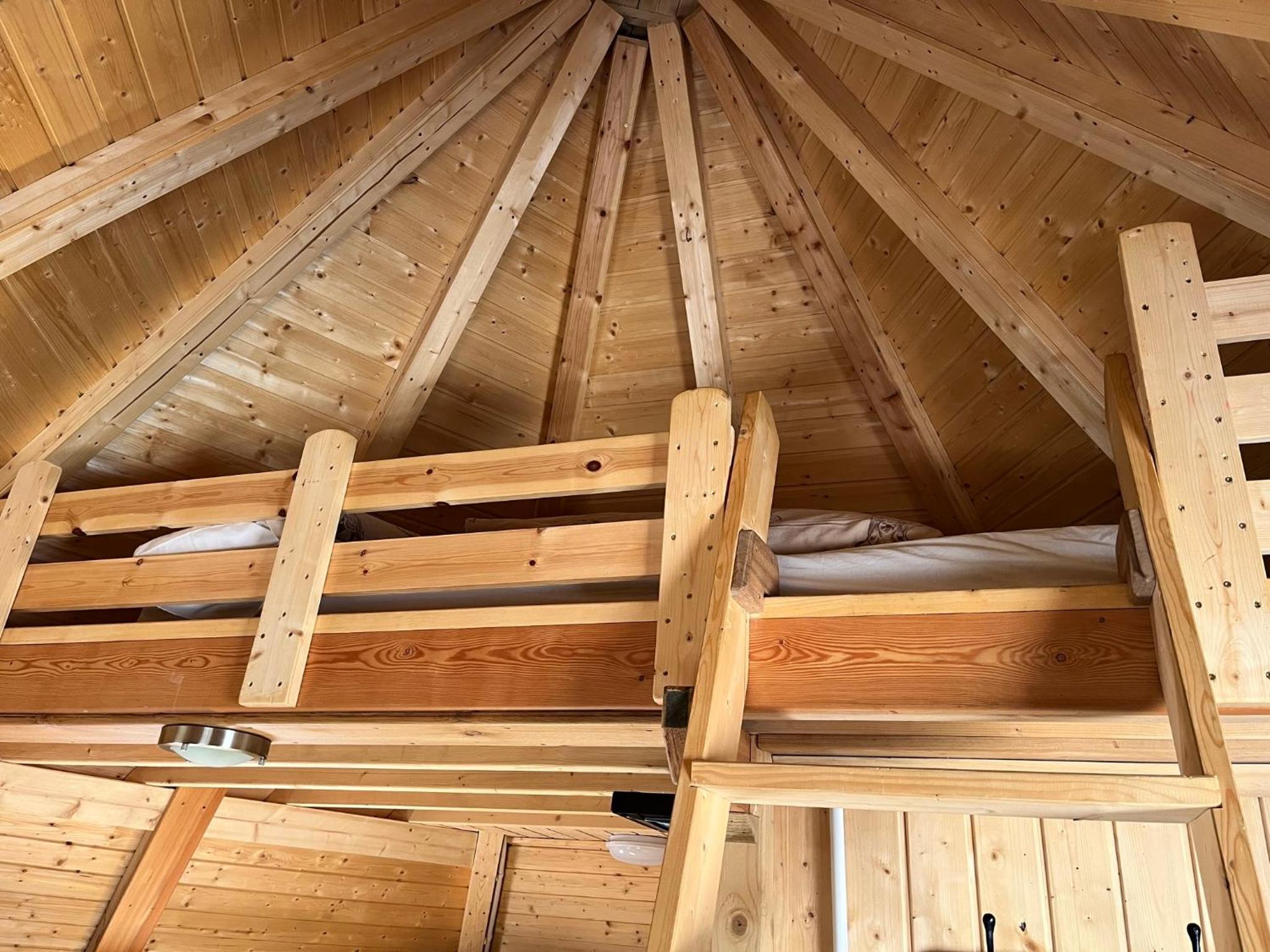 Hotel Glenwood glamping pod - Image 1