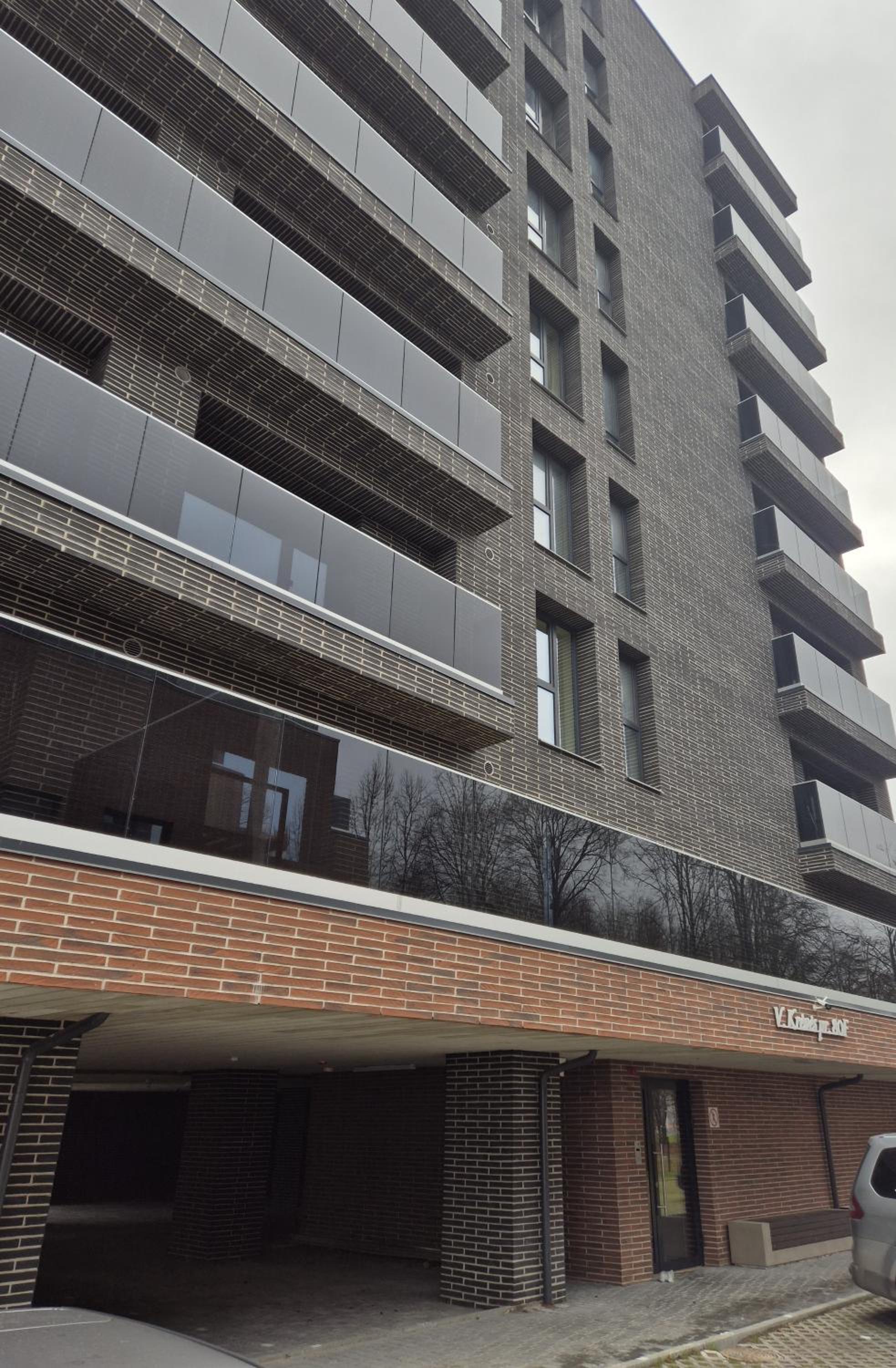 New Kreves apartment & Free parking & Self check-in view 2