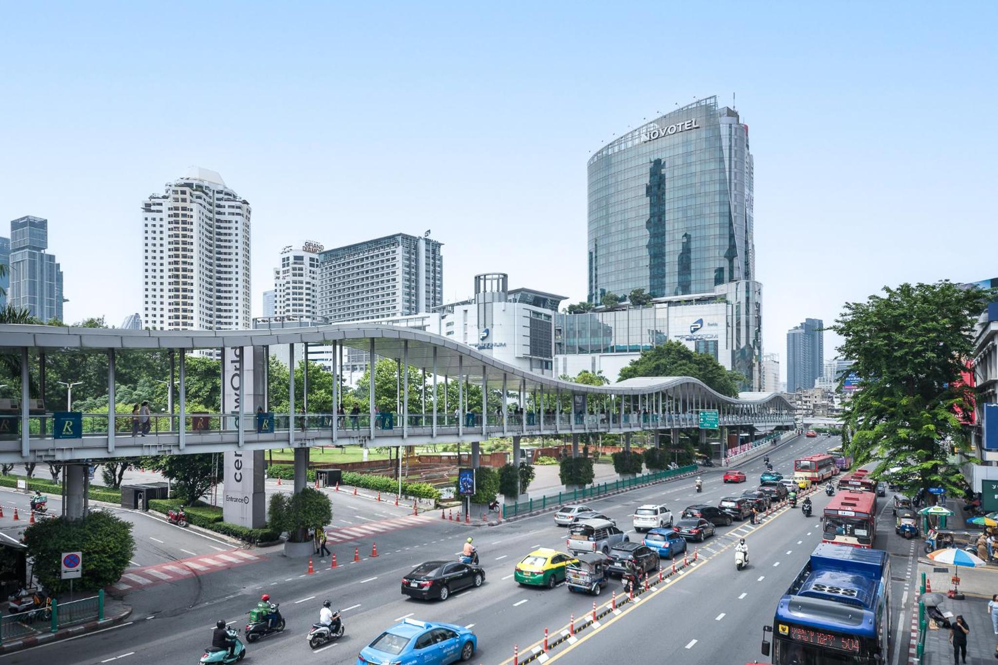 Platinum Deluxe Shopping Apartments