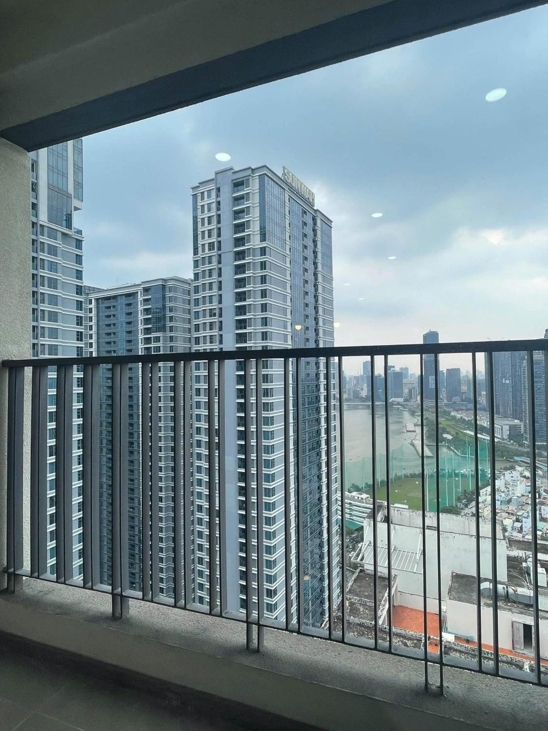Zeus Living - Opal Tower in Binh Thanh