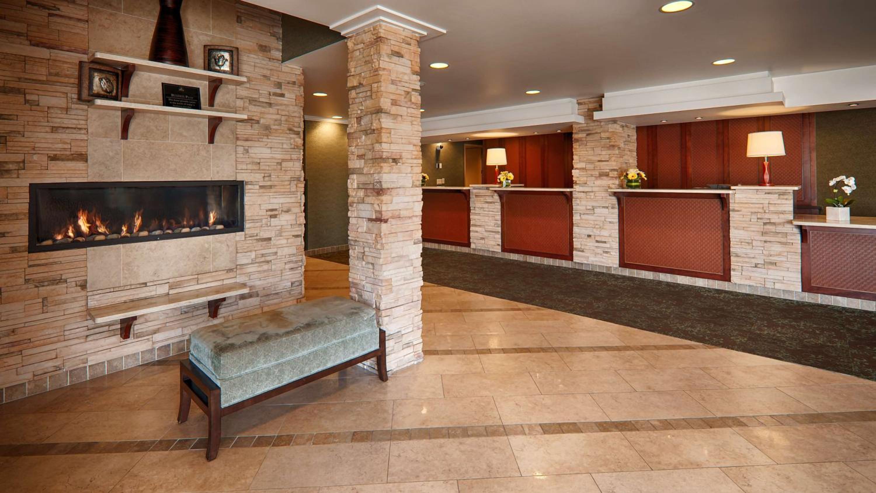 Langley Vacations - Best Western PLUS Langley Inn - Property Image 8