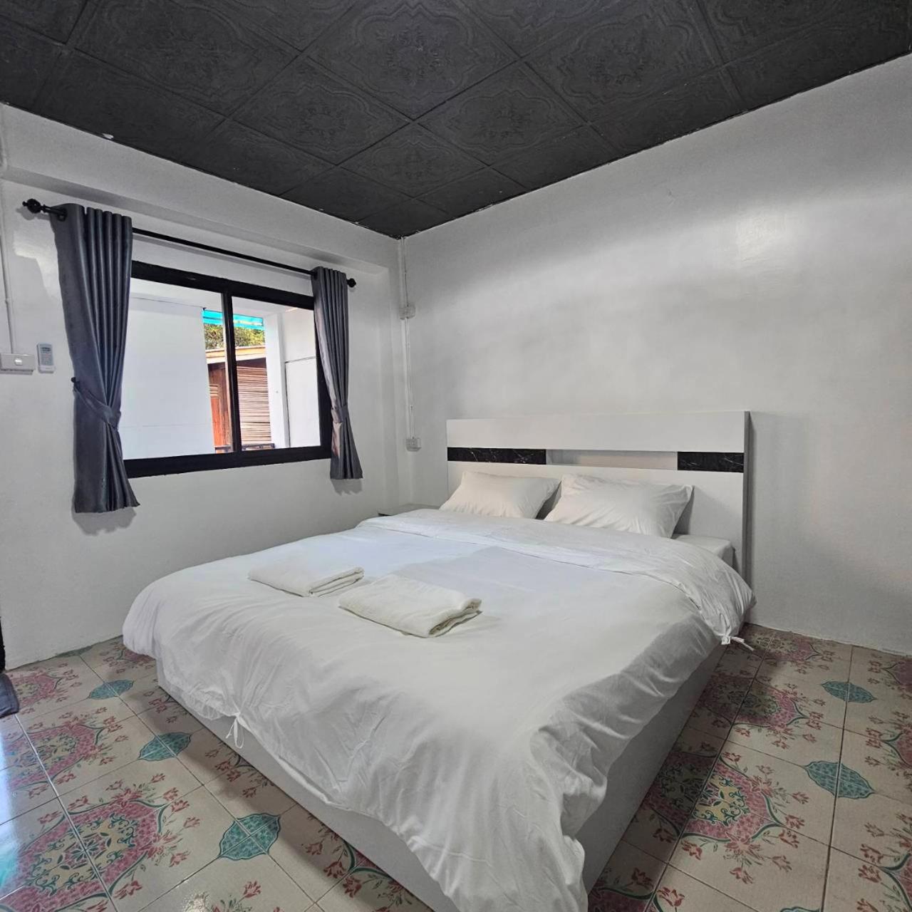 COOPER Guest House