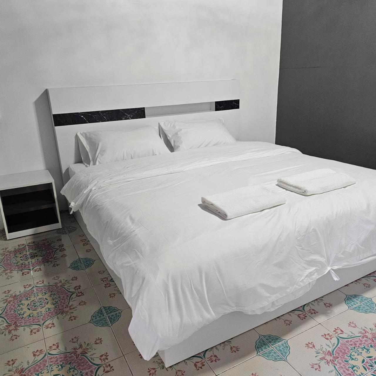 COOPER Guest House