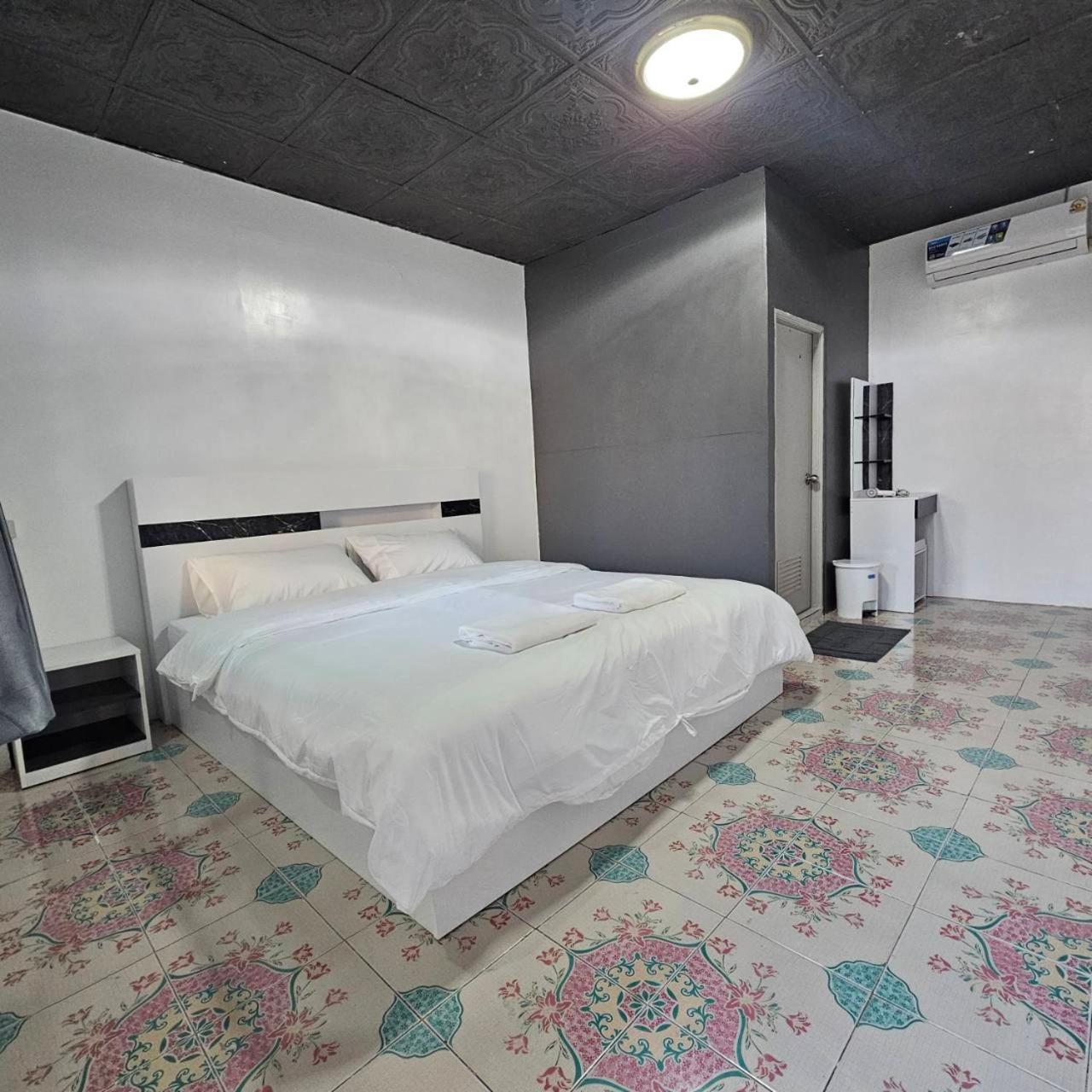 COOPER Guest House