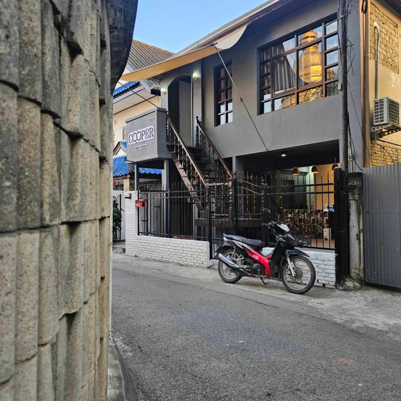 COOPER Guest House