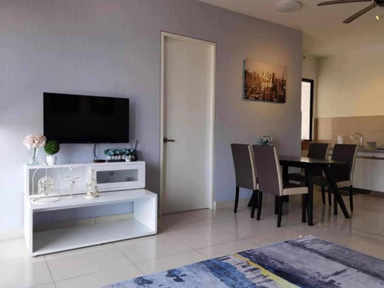 WOODSBURY PREMIER LUXURY SUITE 2B2R 2MIN SUNWAY photo 3