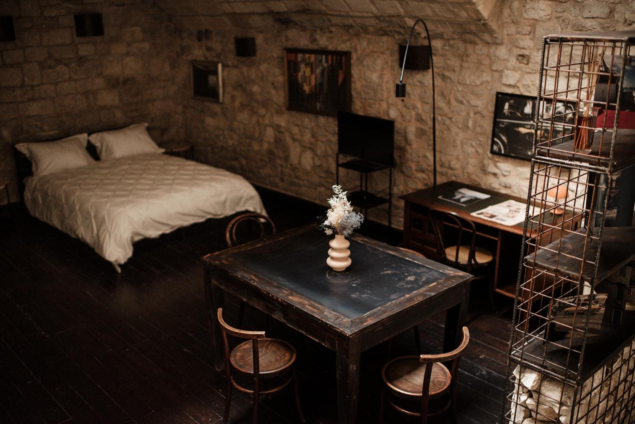 V1 Loft view 3