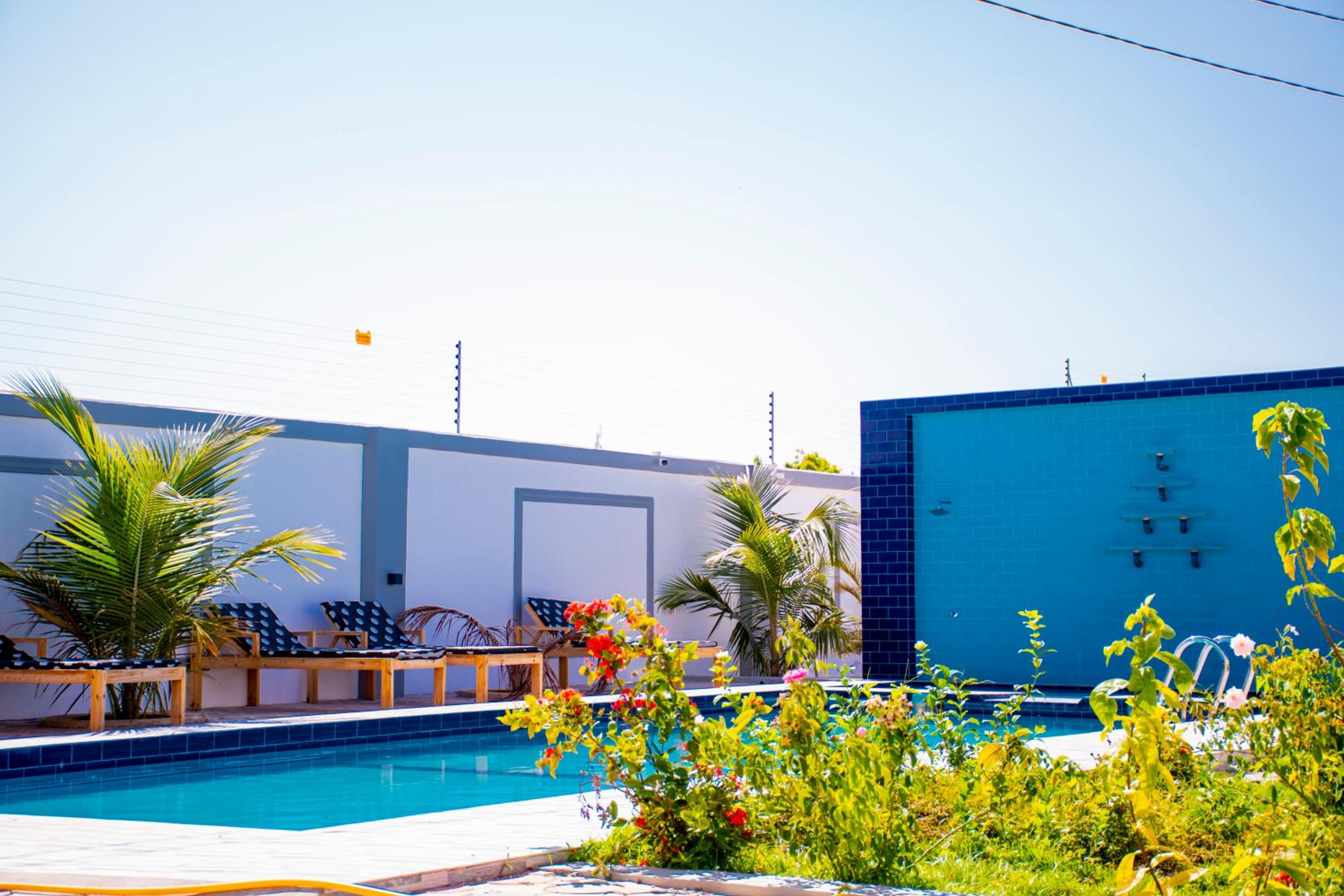 Coral Cove Apartments
