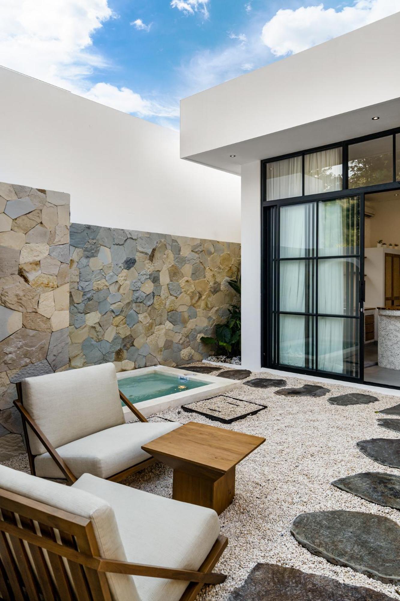Villa Antoni - Palm 11 by Yolla Hospitality view 2