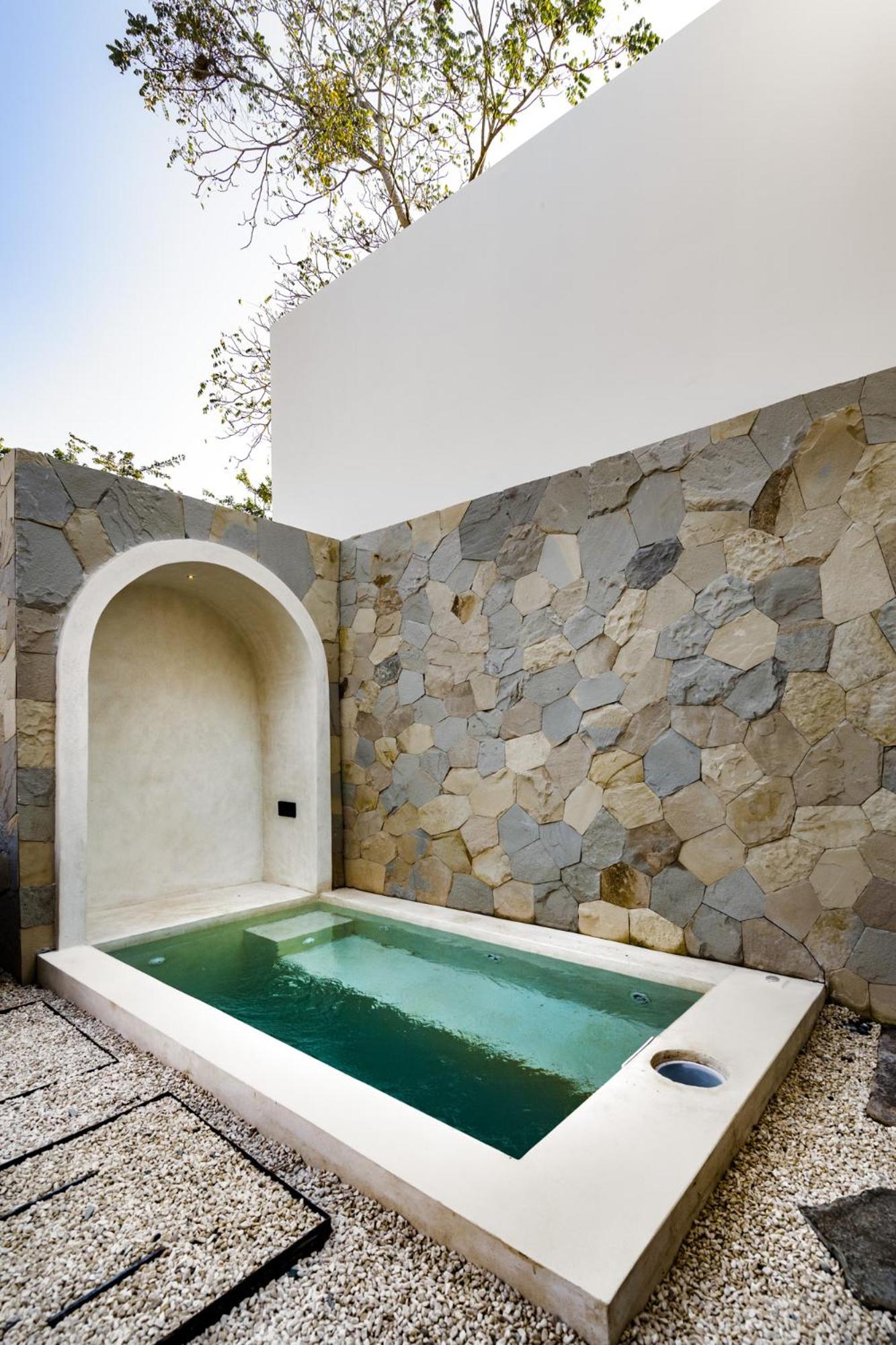 Villa Antoni - Palm 11 by Yolla Hospitality view 5