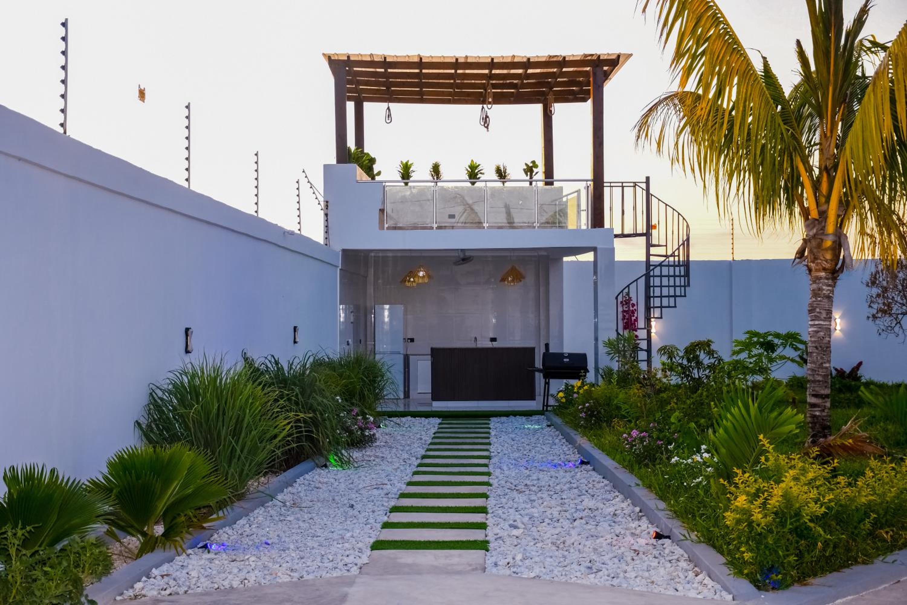 Coral Cove Apartments