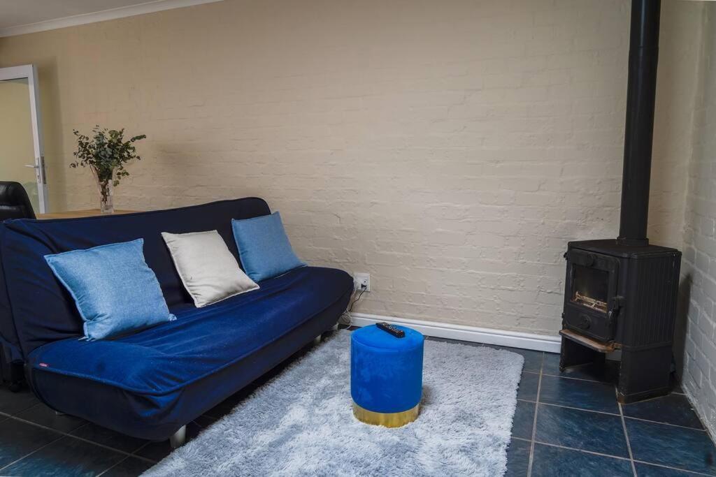 Cozy Cottage in Constantia view 5
