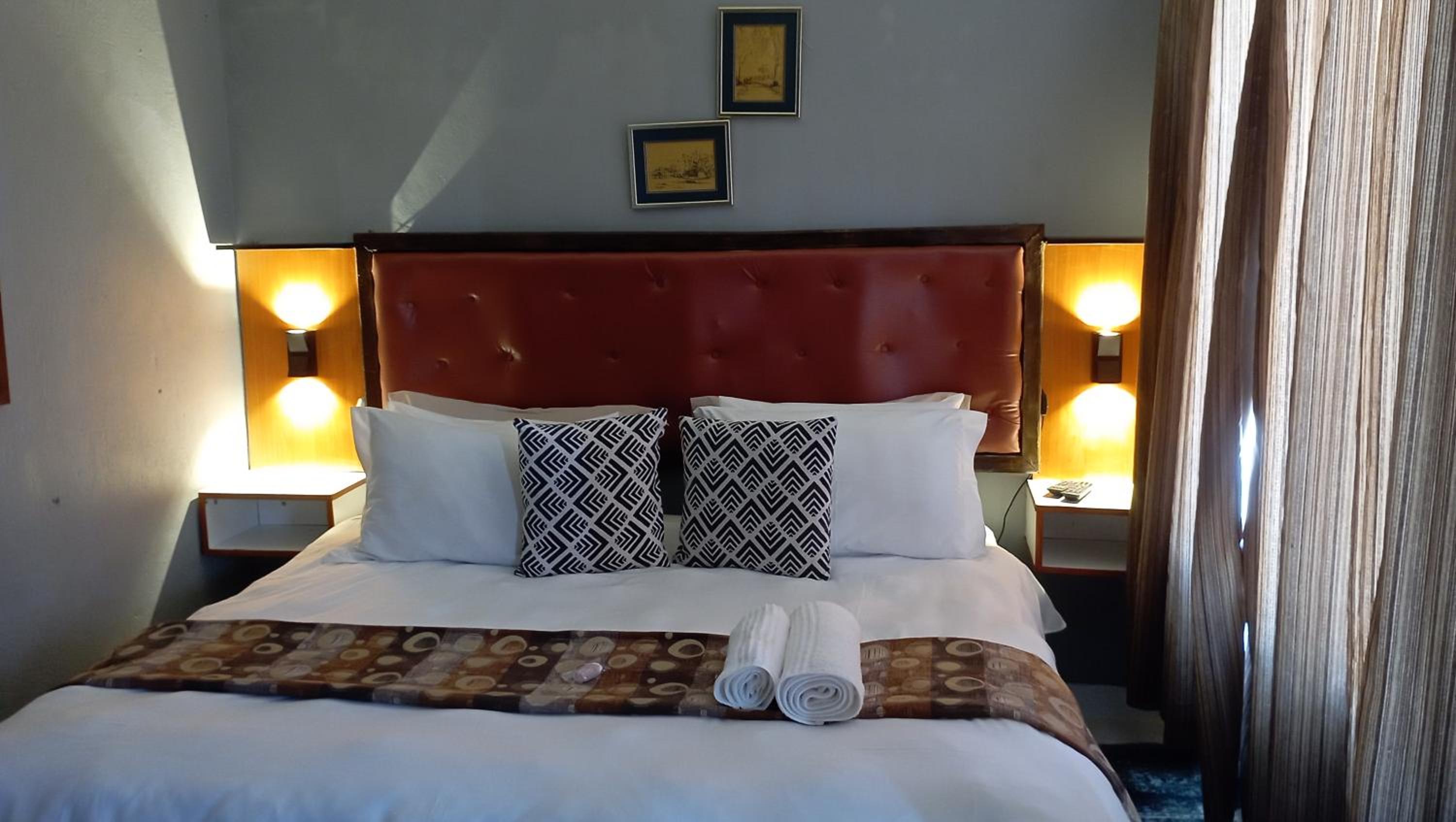 Dunduzu Village Lodge