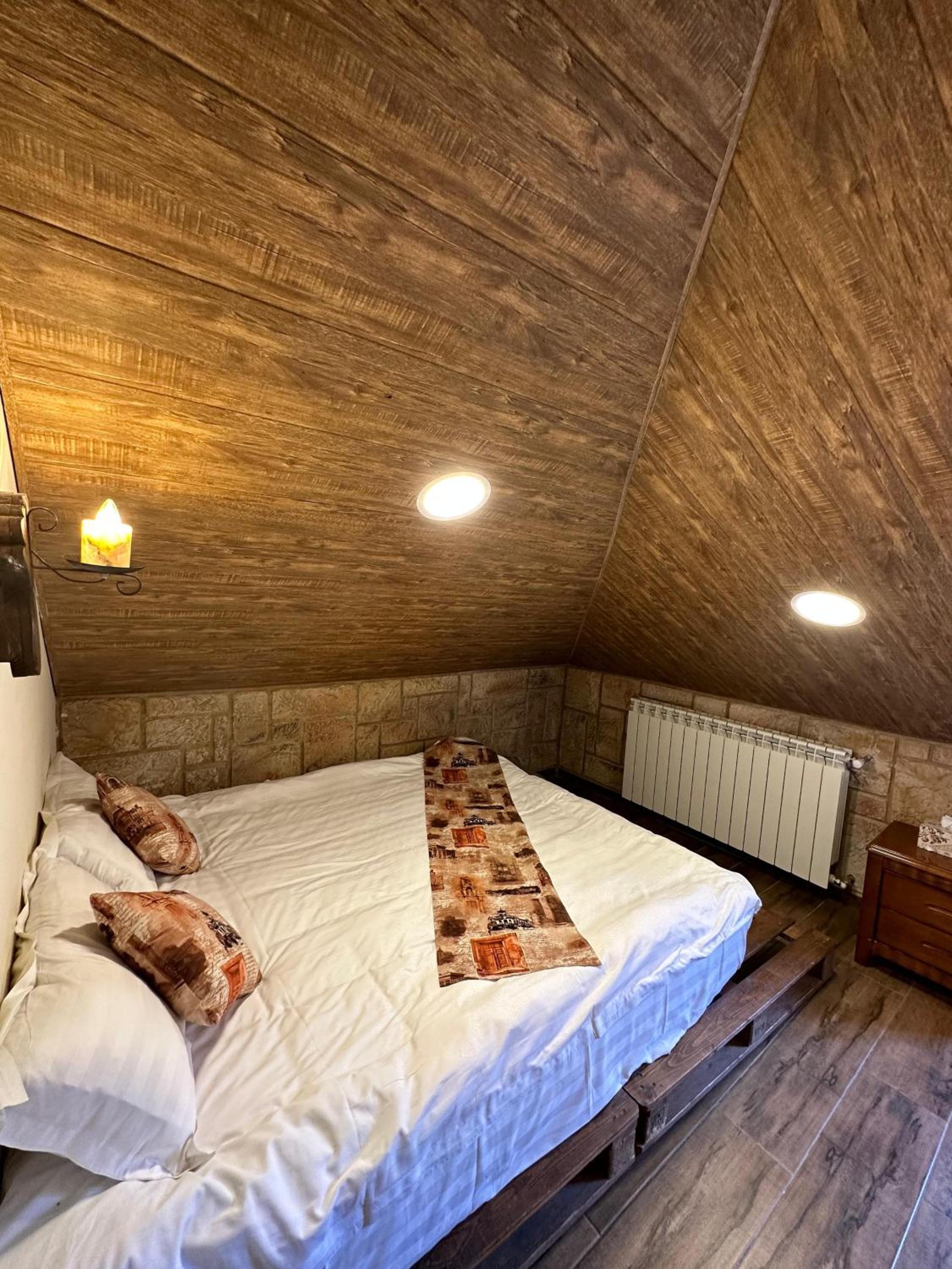 Rokwood faraya