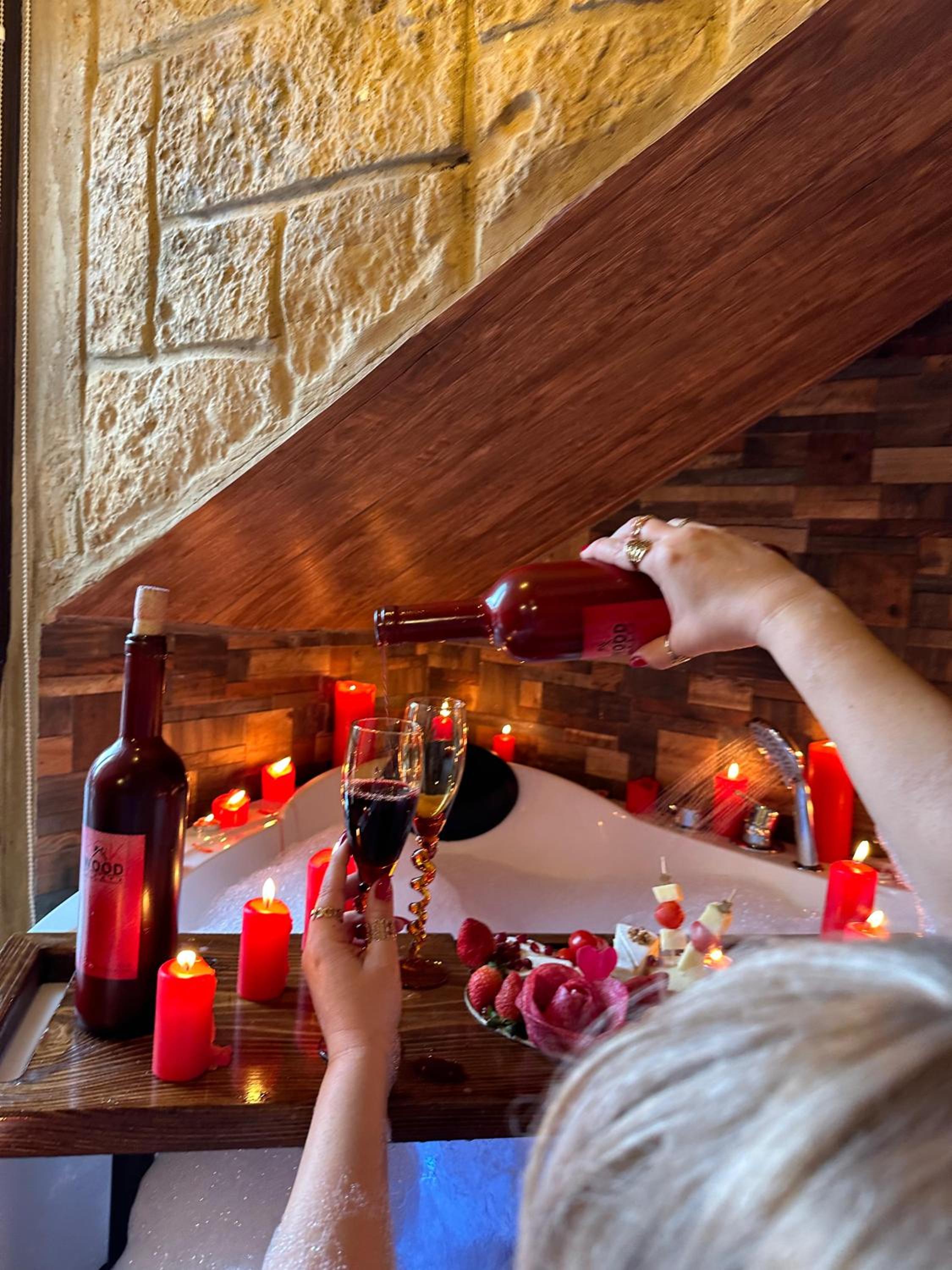 Rokwood faraya