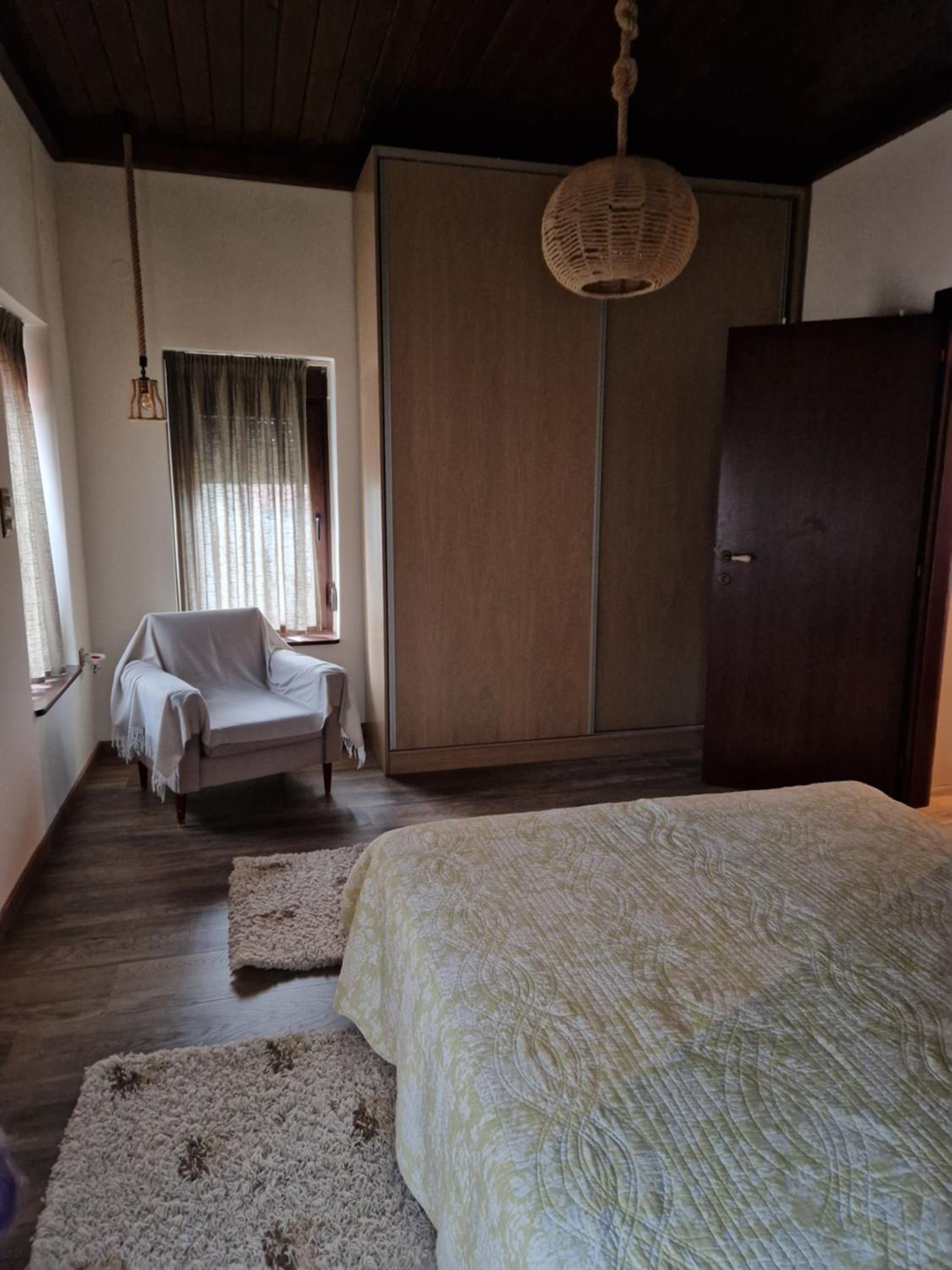 Sunflower Apartment